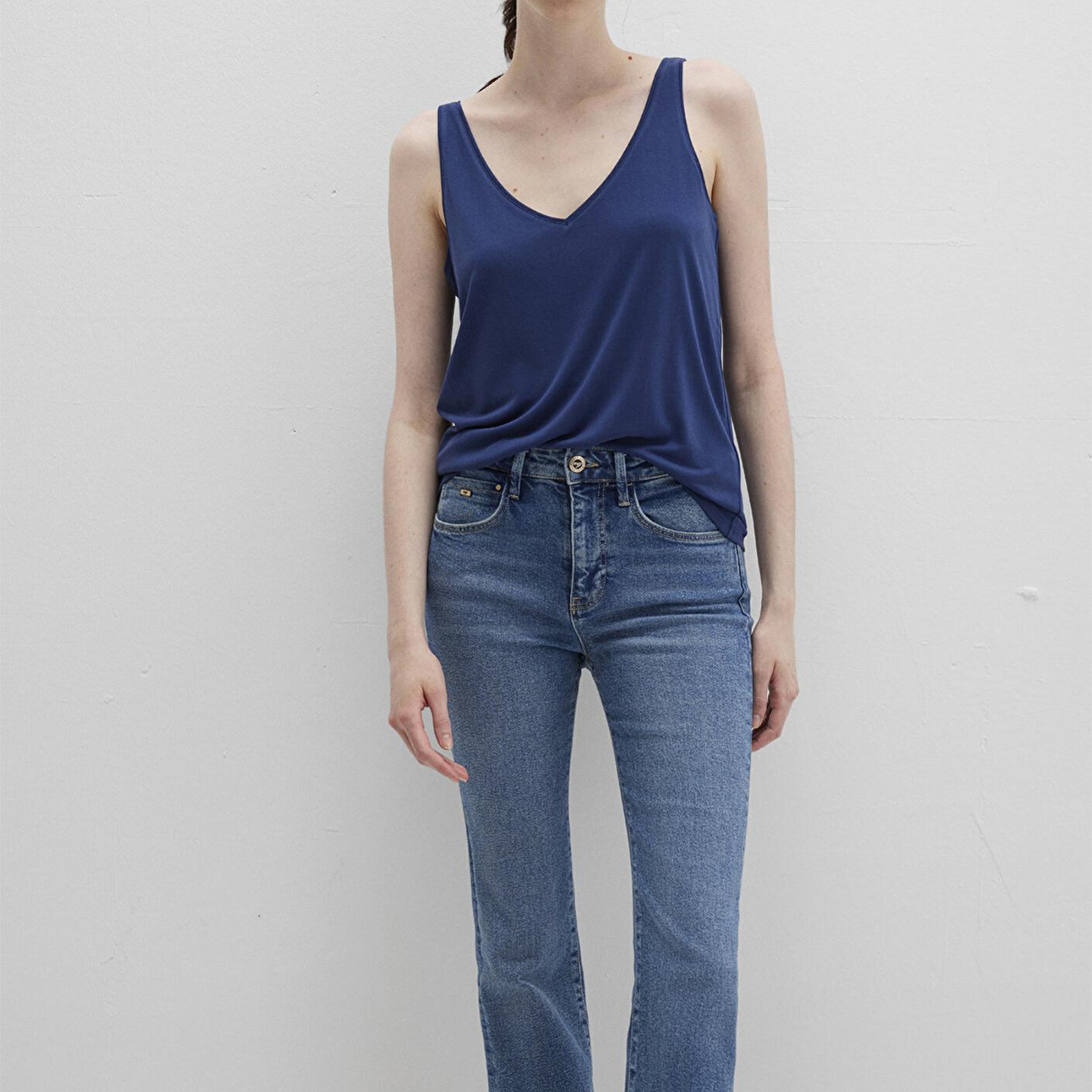 Mavi Dantel Detaylı (TENCEL™) Lacivert Modal  Atlet Slim Fit / Dar Kesim 1613215-70491