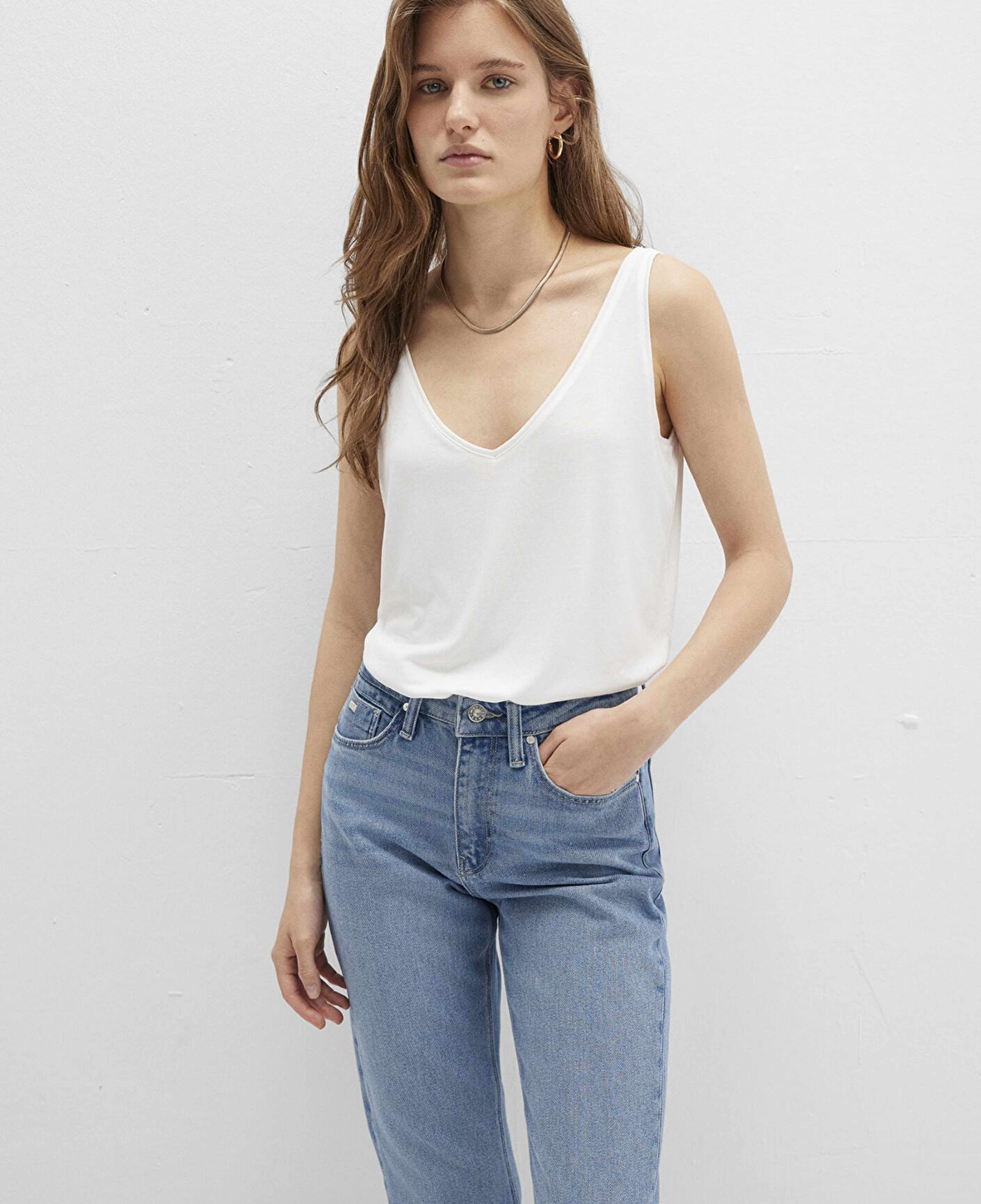 Mavi Dantel Detaylı (TENCEL™) Beyaz Modal Atlet Slim Fit / Dar Kesim 1613215-70057