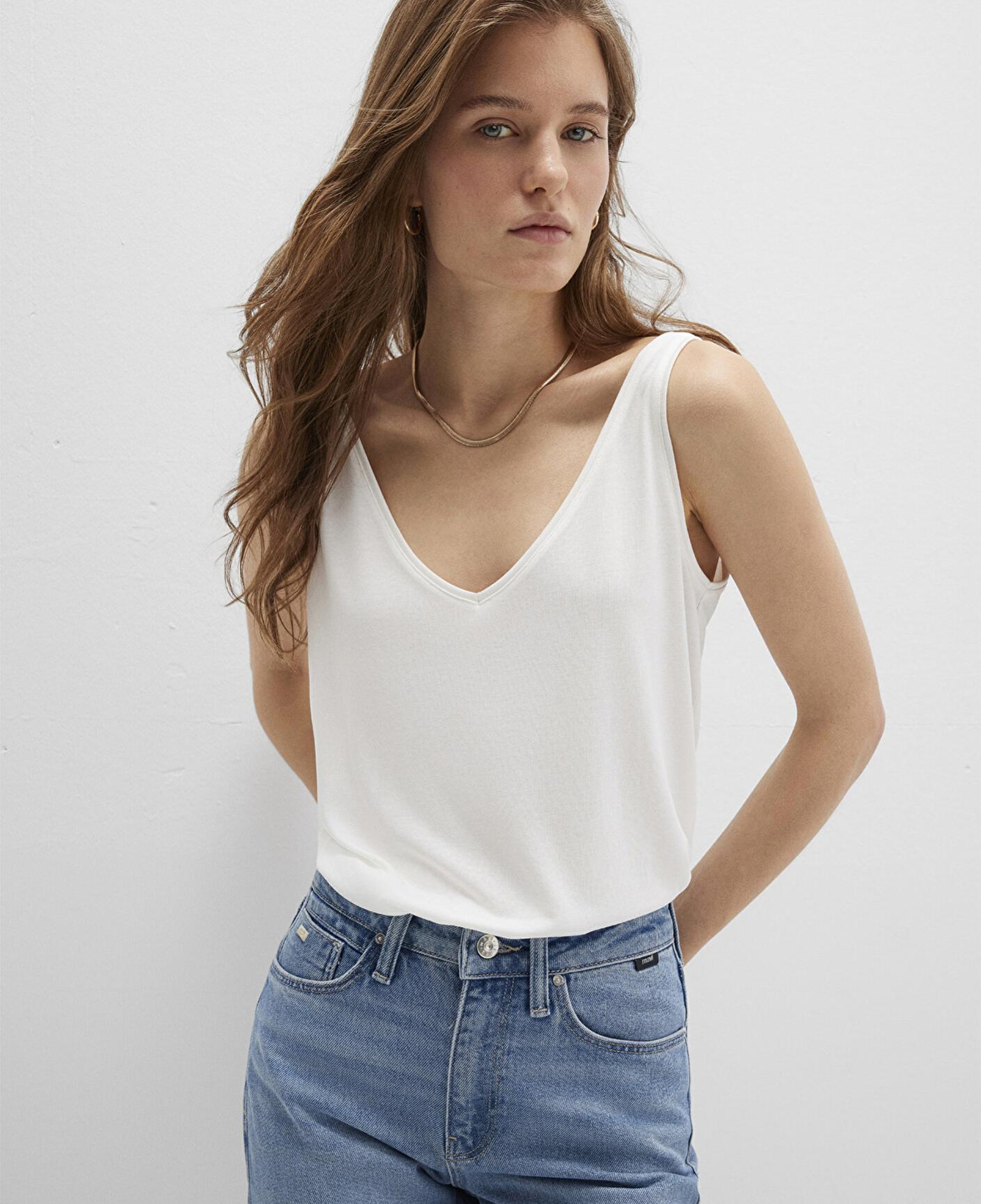 Mavi Dantel Detaylı (TENCEL™) Beyaz Modal Atlet Slim Fit / Dar Kesim 1613215-70057