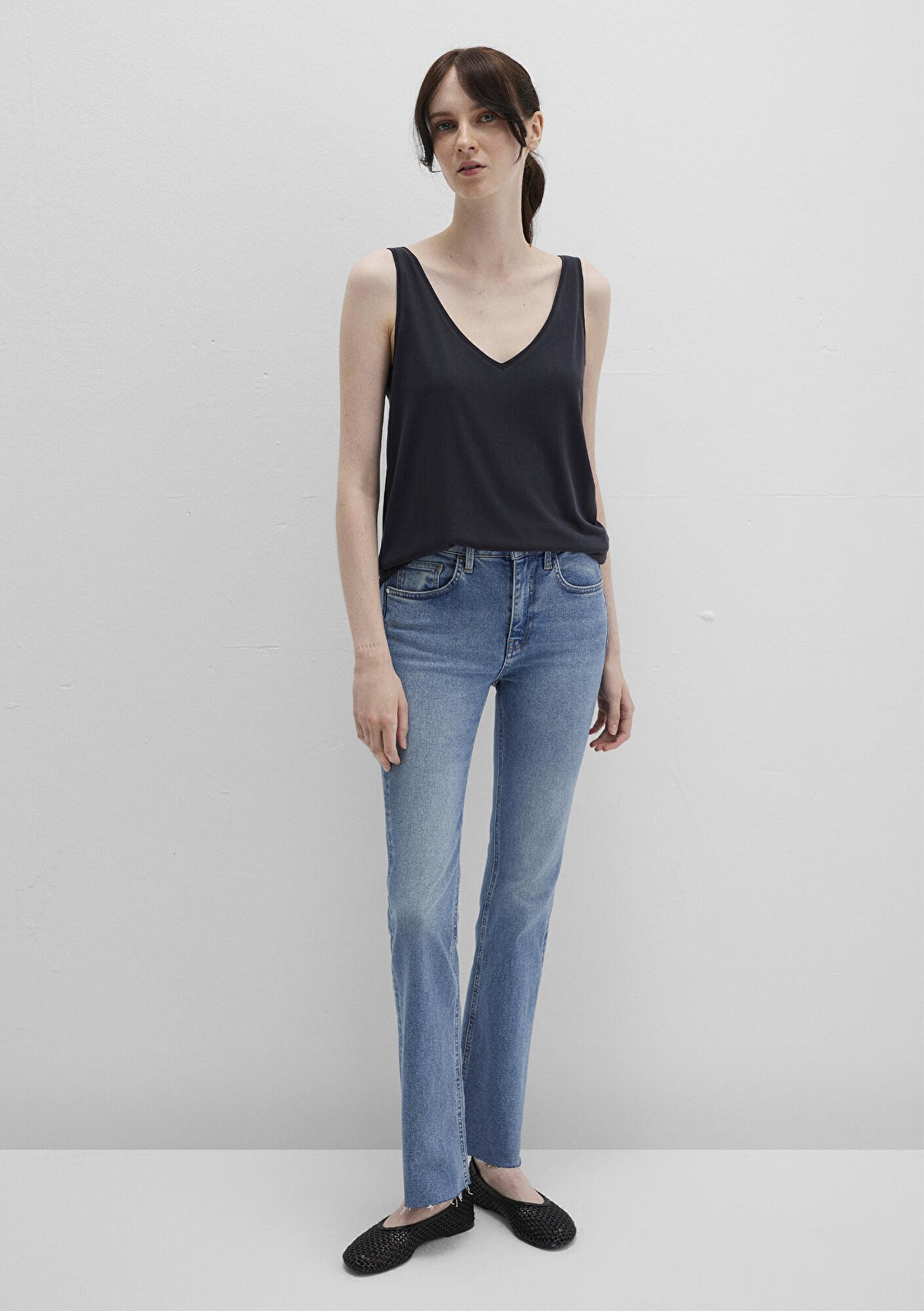 Mavi Dantel Detaylı (TENCEL™) Siyah Modal  Atlet Slim Fit / Dar Kesim 1613215-900