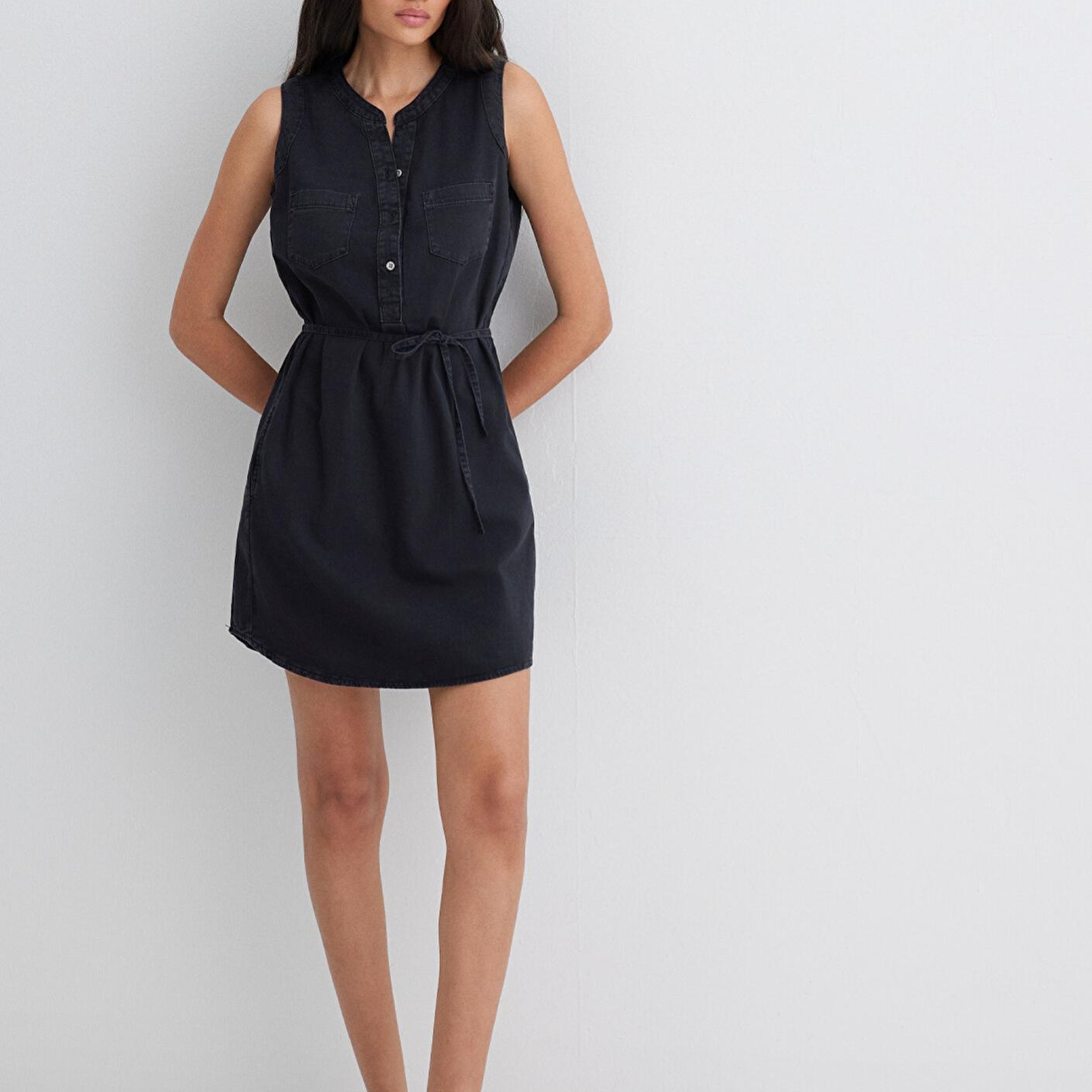 Mavi Suzy Gold Klasik Puslu Siyah Jean Elbise 130317-89755