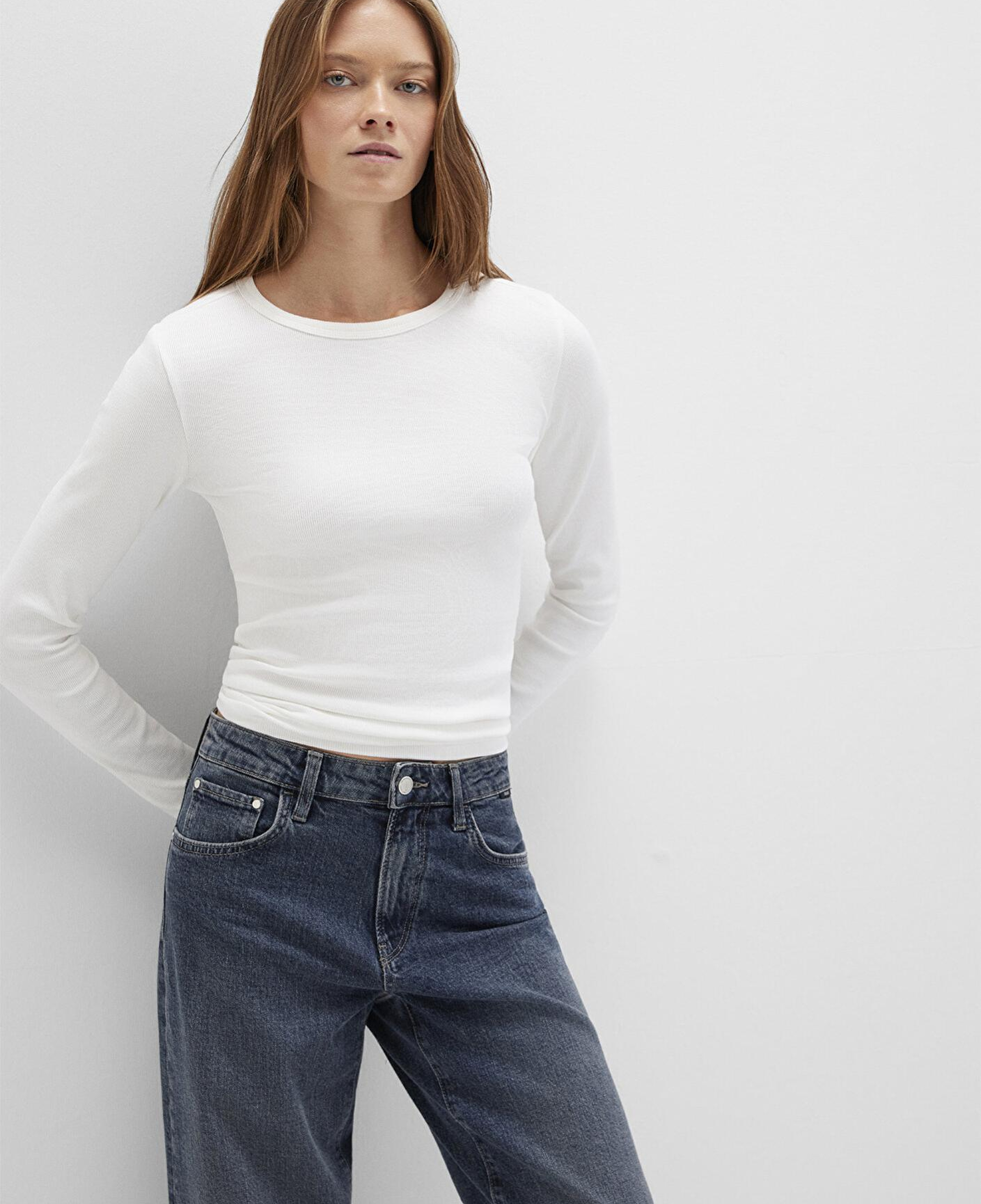 Mavi Uzun Kollu Ekru Basic Tişört Fitted / Vücuda Oturan Kesim 1613040-70057