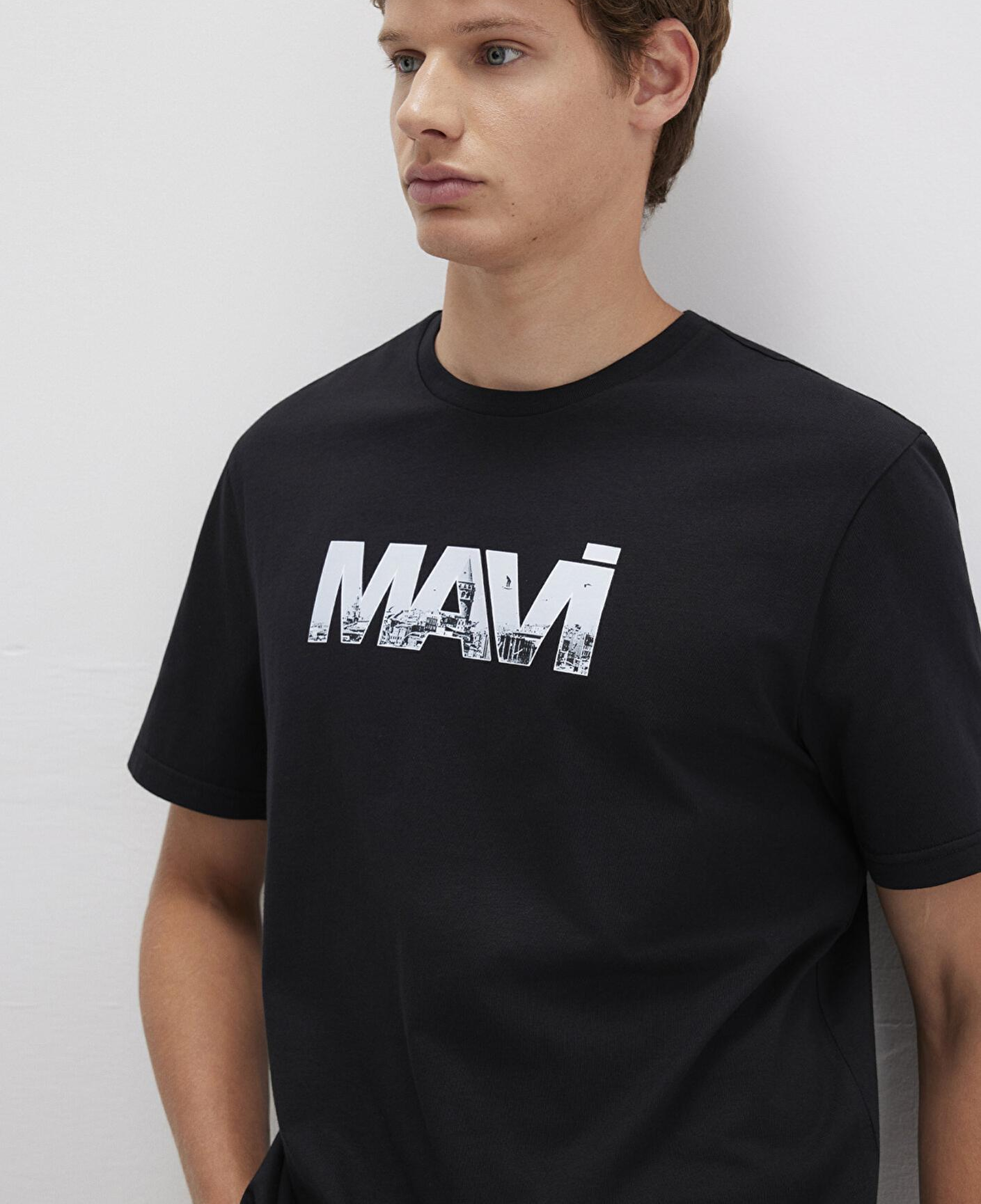 Mavi Mavi Logo Baskılı Siyah Tişört Regular Fit / Normal Kesim 0610948-900