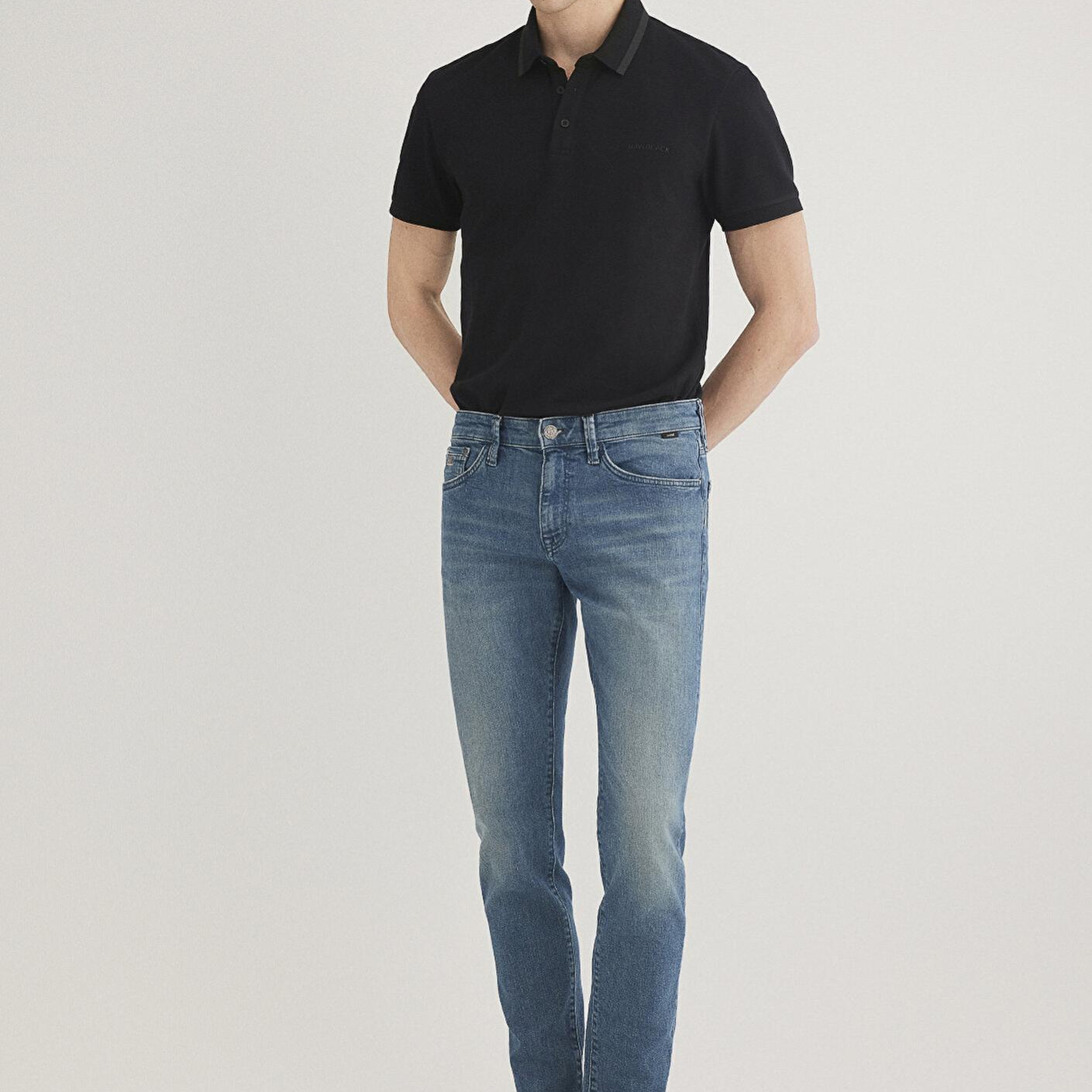 Mavi James Lux Black Gölgeli Puslu Indigo Mavisi Jean Pantolon 0042489352