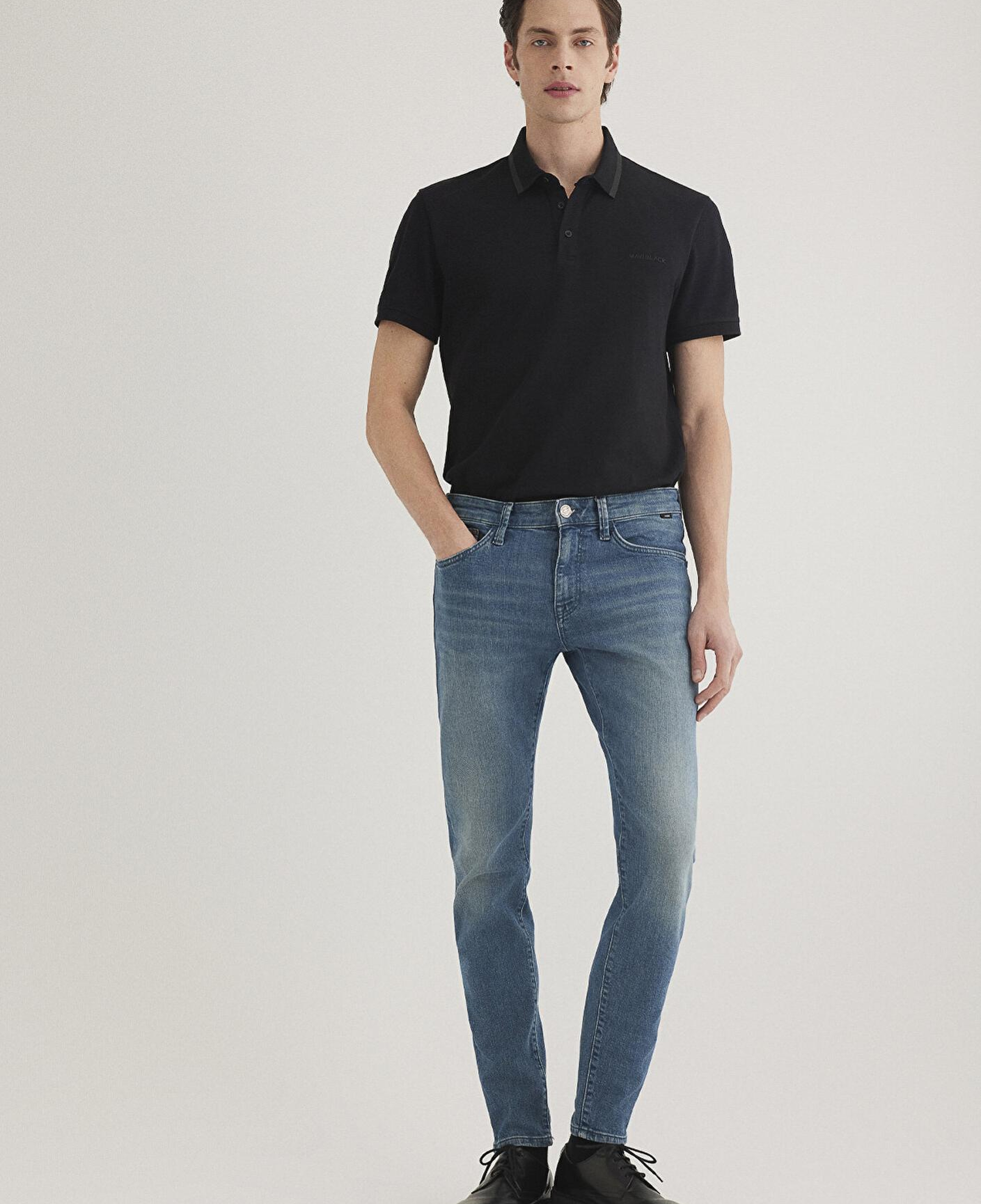 Mavi James Lux Black Gölgeli Puslu Indigo Mavisi Jean Pantolon 0042489352