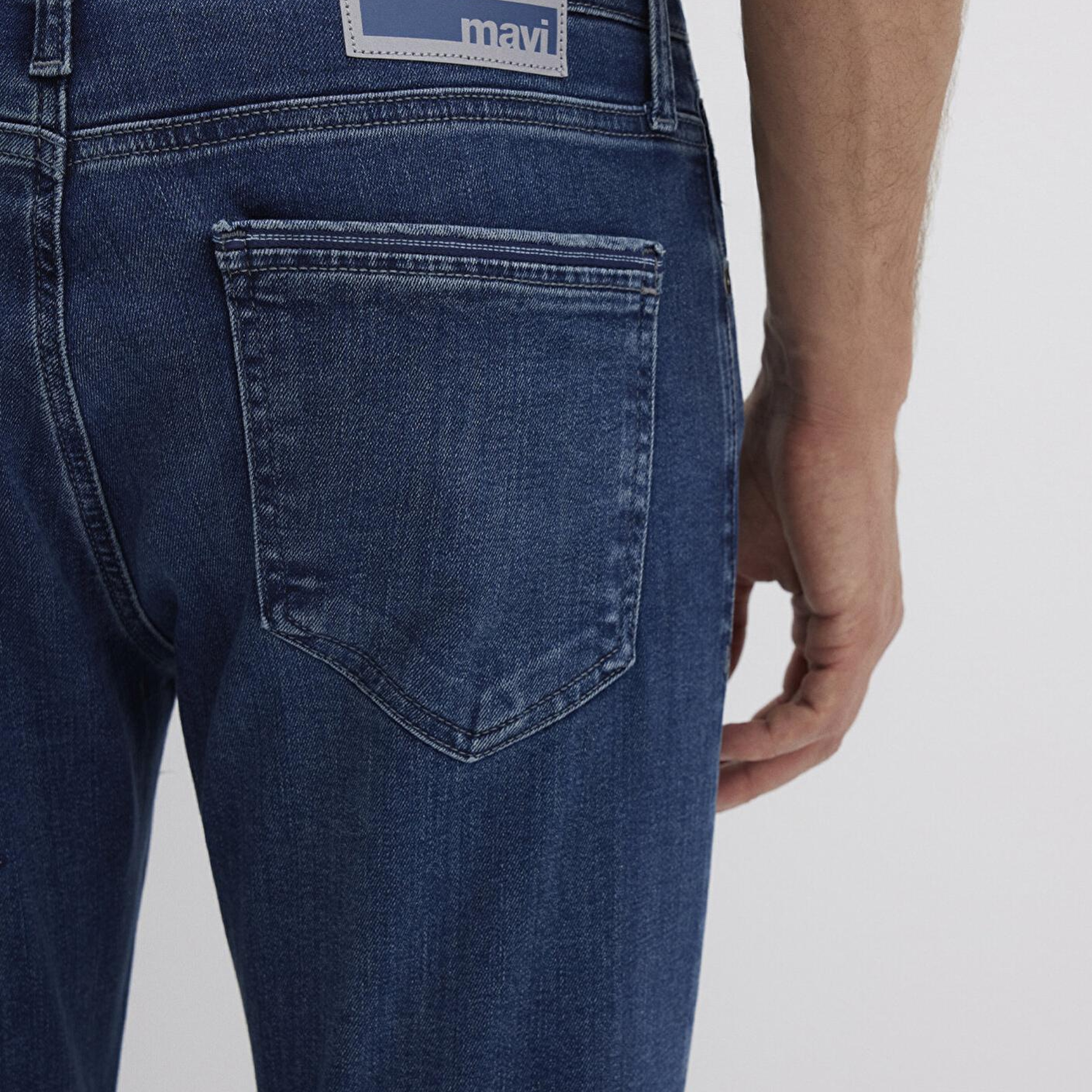 Mavi Martin Premium Blue Gölgeli Koyu Mavi Jean Pantolon 0037888222