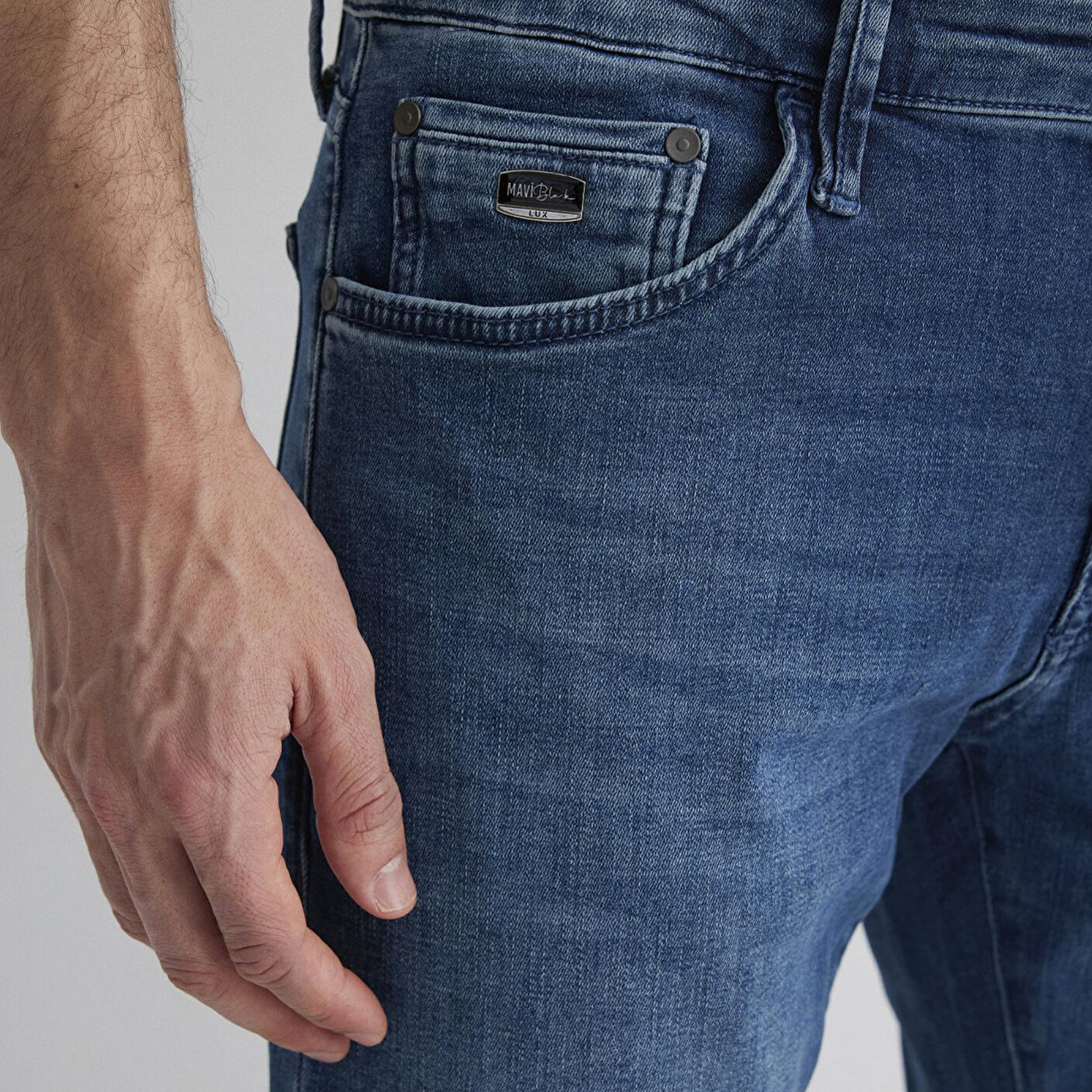 Mavi Jake Lux Black Gölgeli İndigo Mavisi Jean Pantolon 0042289559