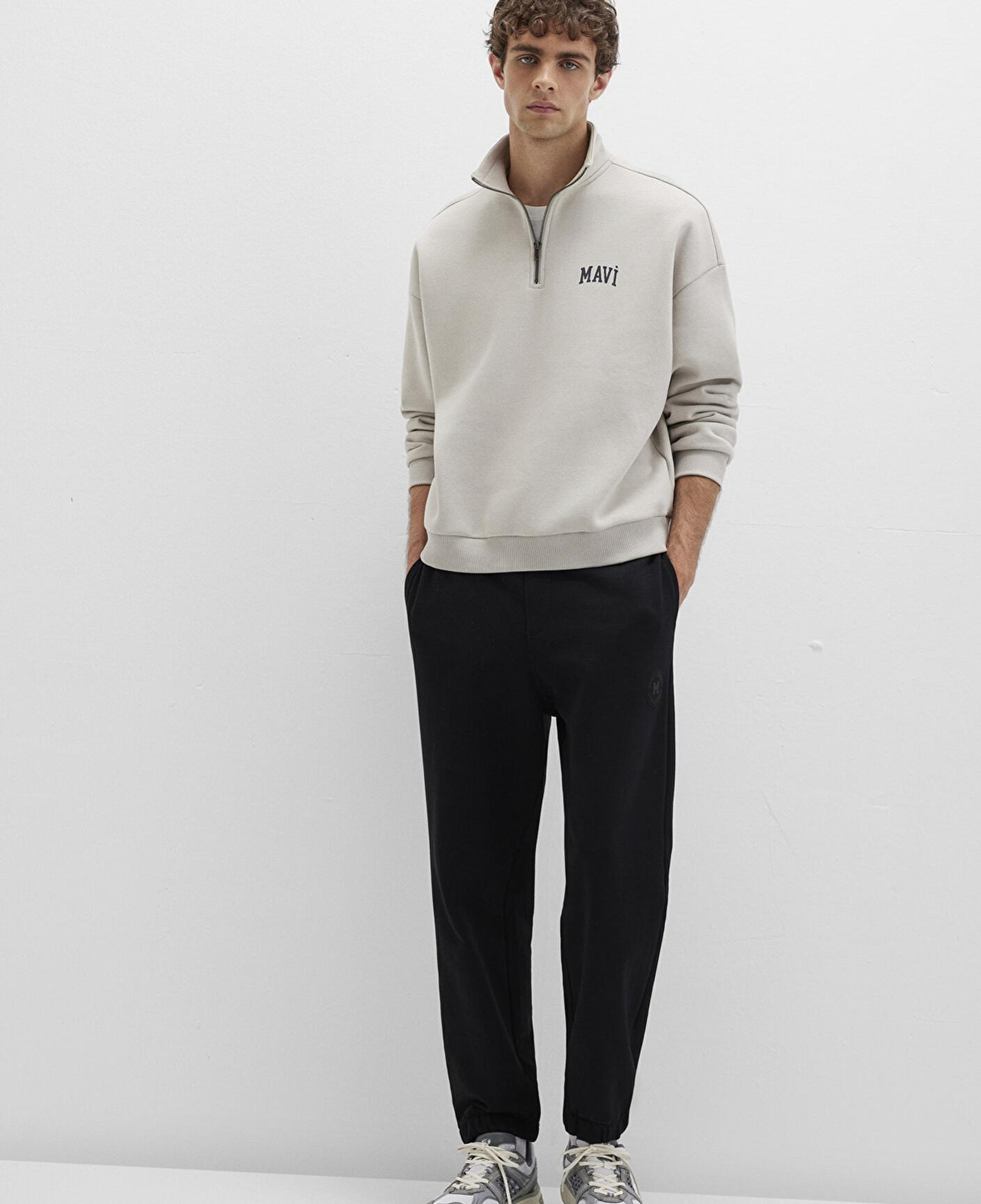 Mavi Mavi Patch Logo Siyah Basic Eşofman Altı 0010409-900