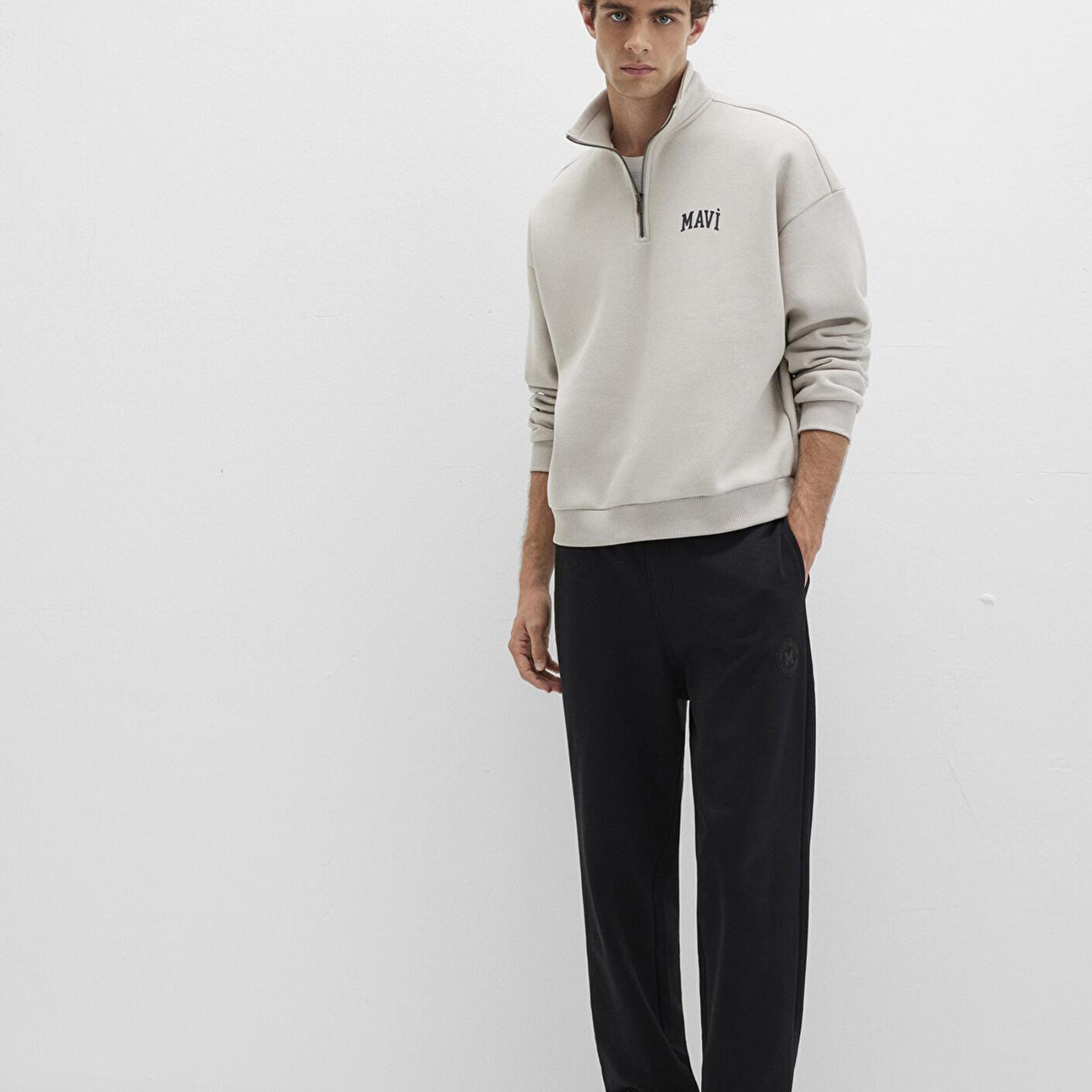 Mavi Mavi Patch Logo Siyah Basic Eşofman Altı 0010409-900