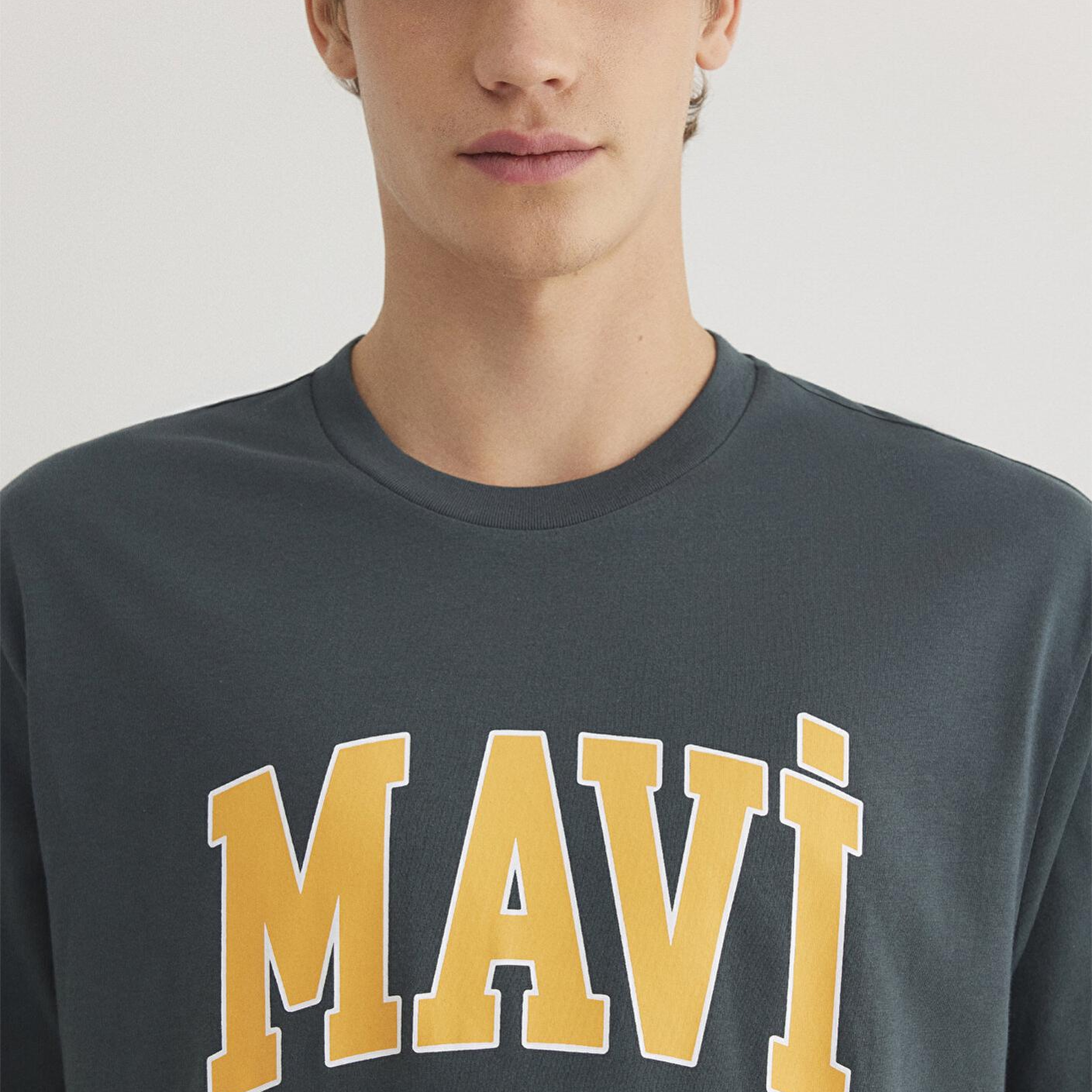 Mavi Mavi Logo Baskılı Yeşil Tişört Loose Fit / Bol Rahat Kesim 0611711-71598