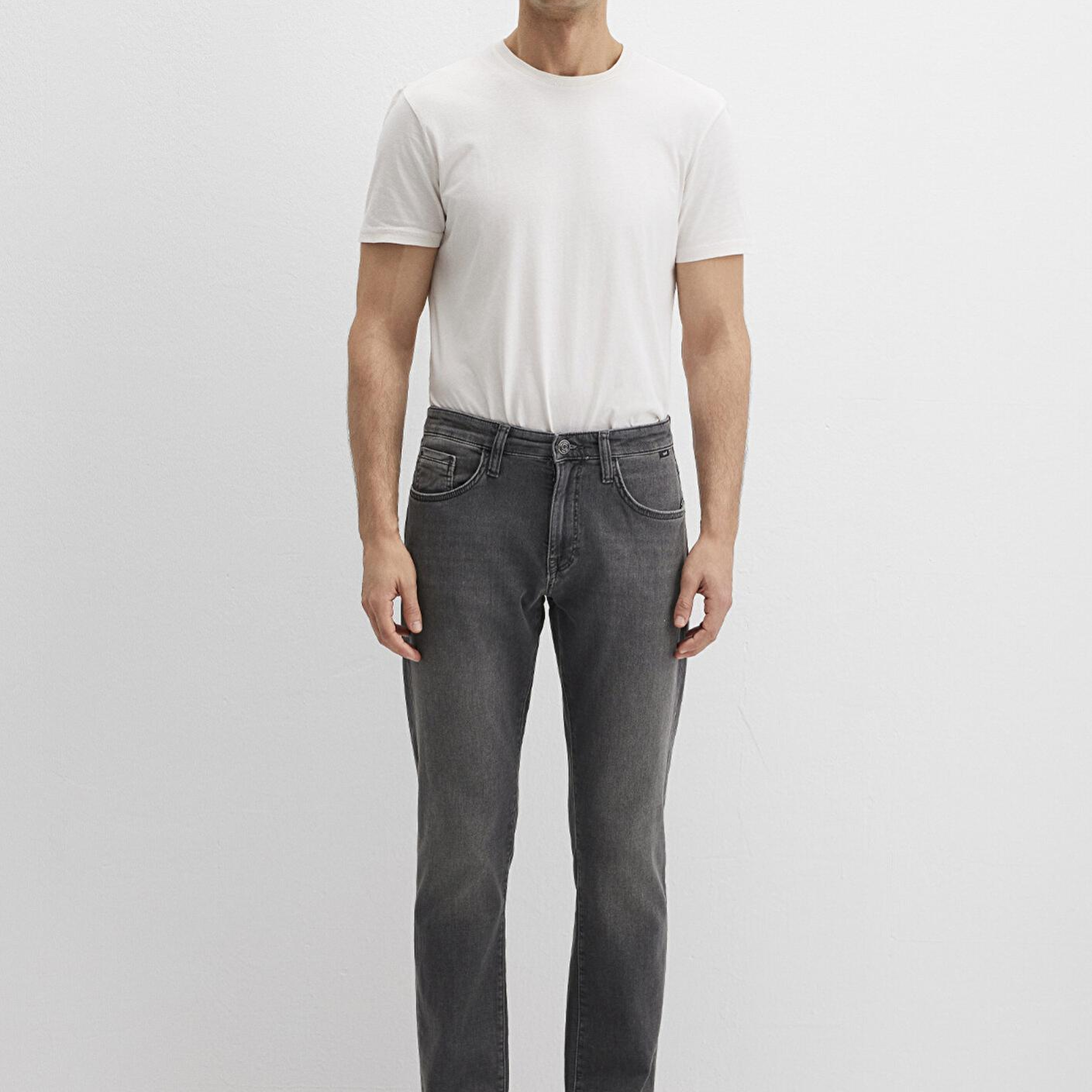 Mavi Marcus Sporty Koyu Gri Smoke Jean Pantolon 0035189134