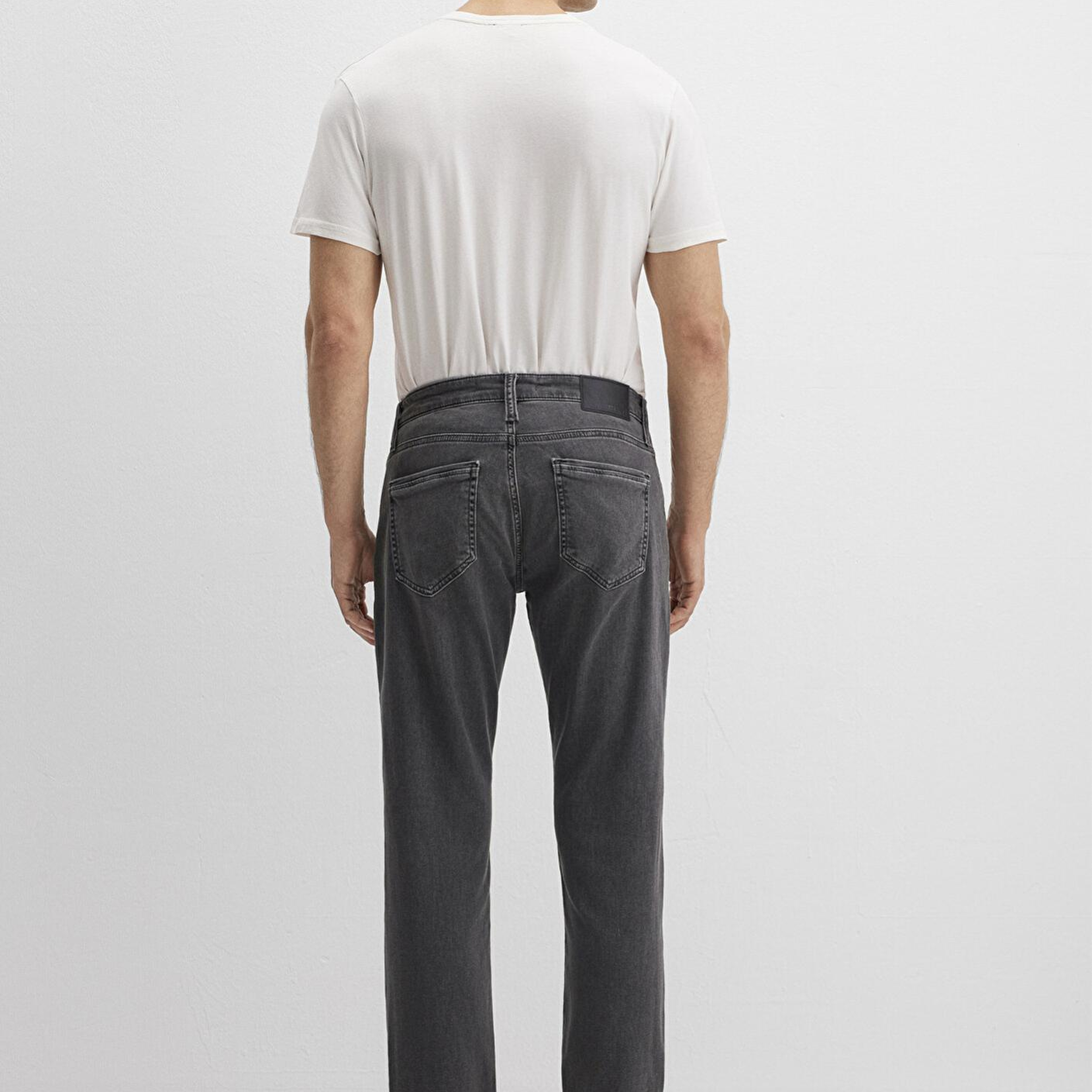 Mavi Marcus Sporty Koyu Gri Smoke Jean Pantolon 0035189134