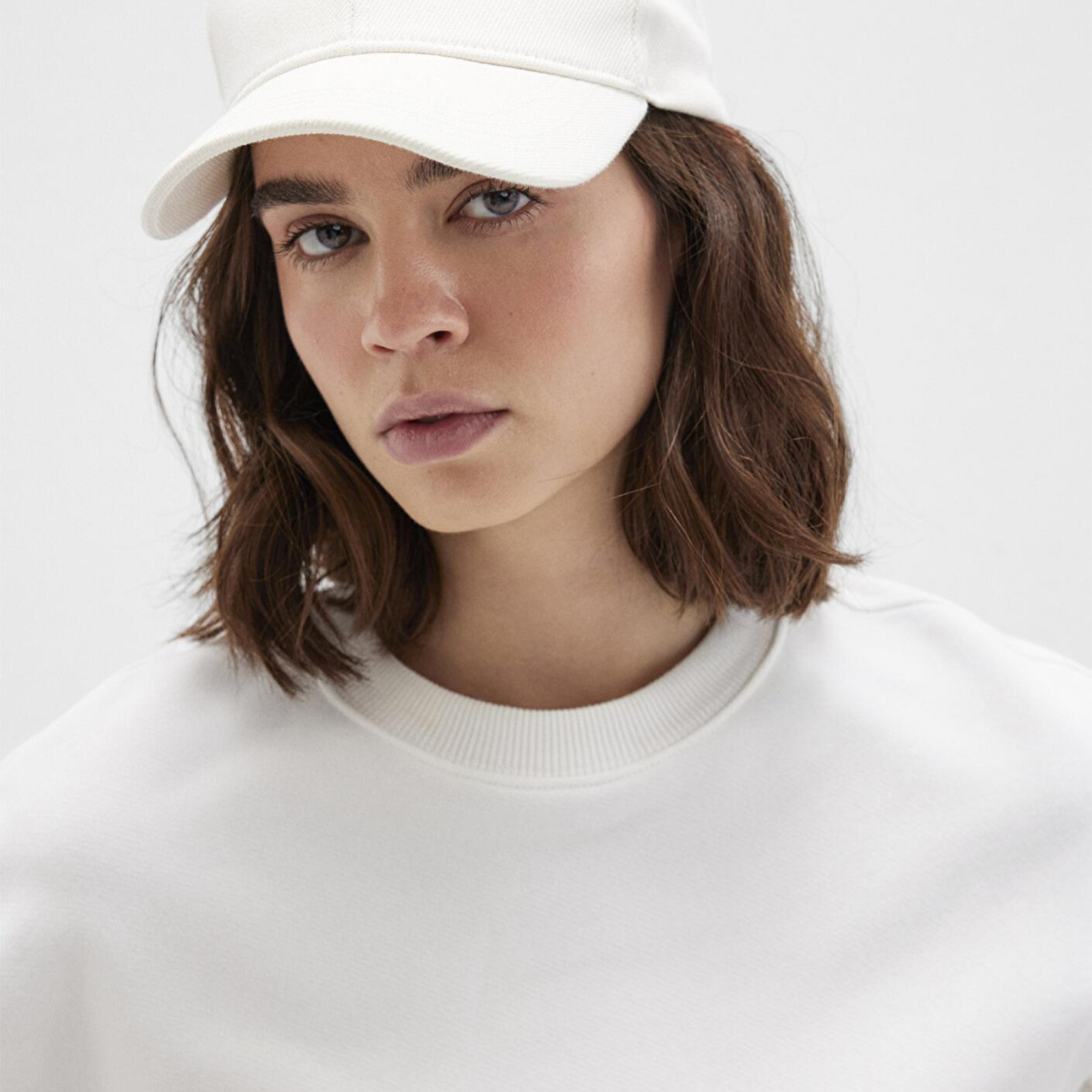 Mavi Kaplumbağa Nakışlı Ekru Şapka 1913011-28458