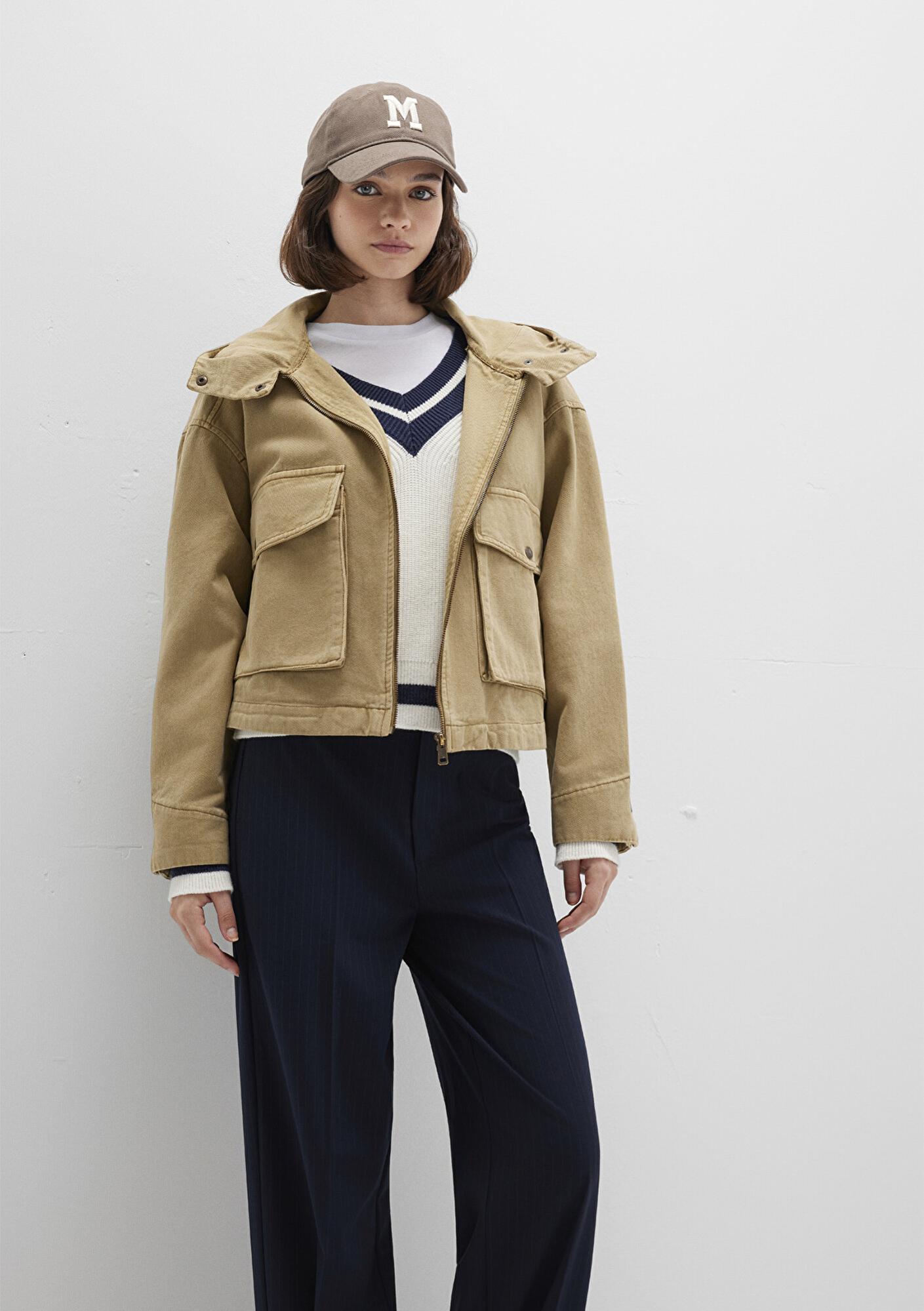 Mavi Cep Detaylı Bej Ceket Oversize / Geniş Kesim 1110605-70204