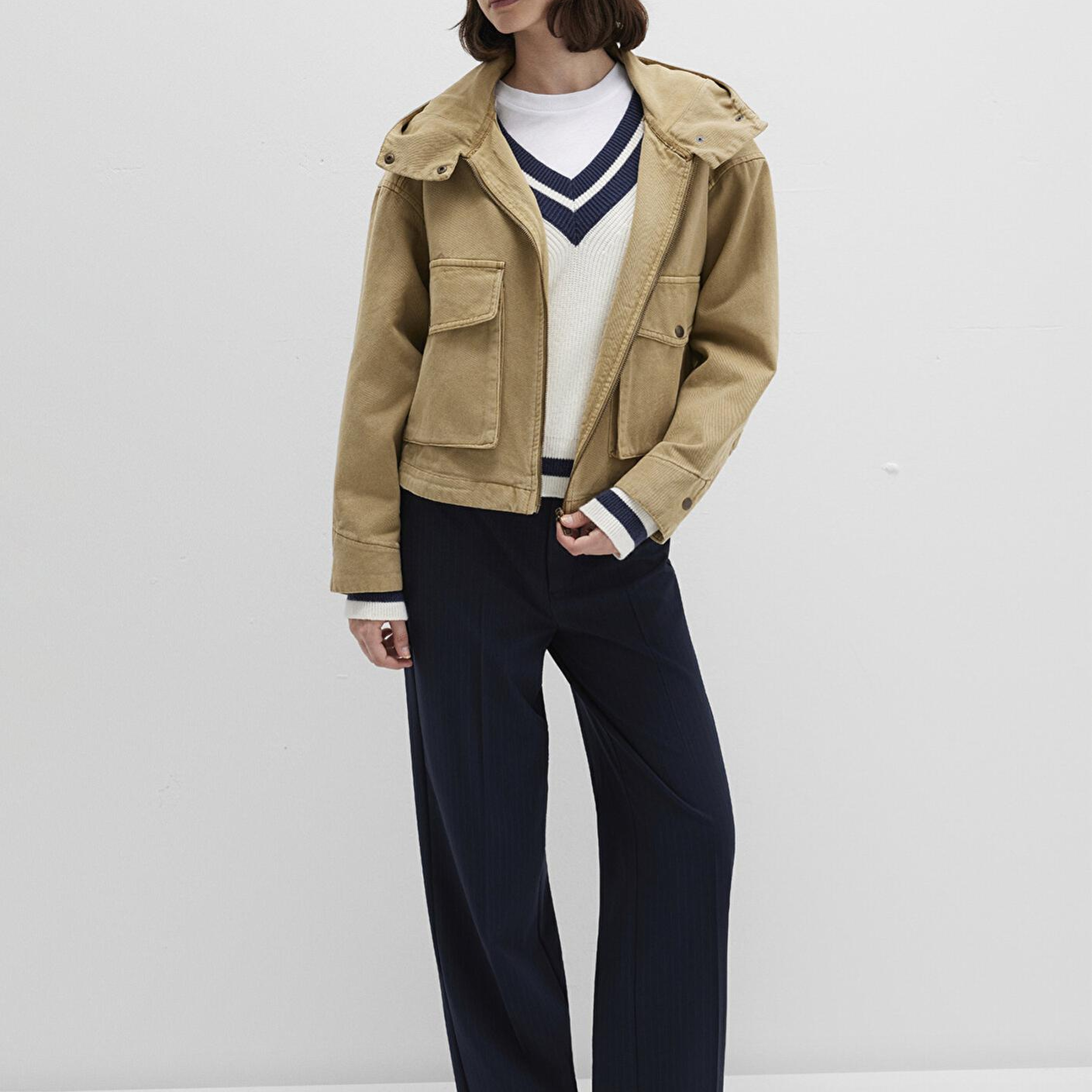 Mavi Cep Detaylı Bej Ceket Oversize / Geniş Kesim 1110605-70204