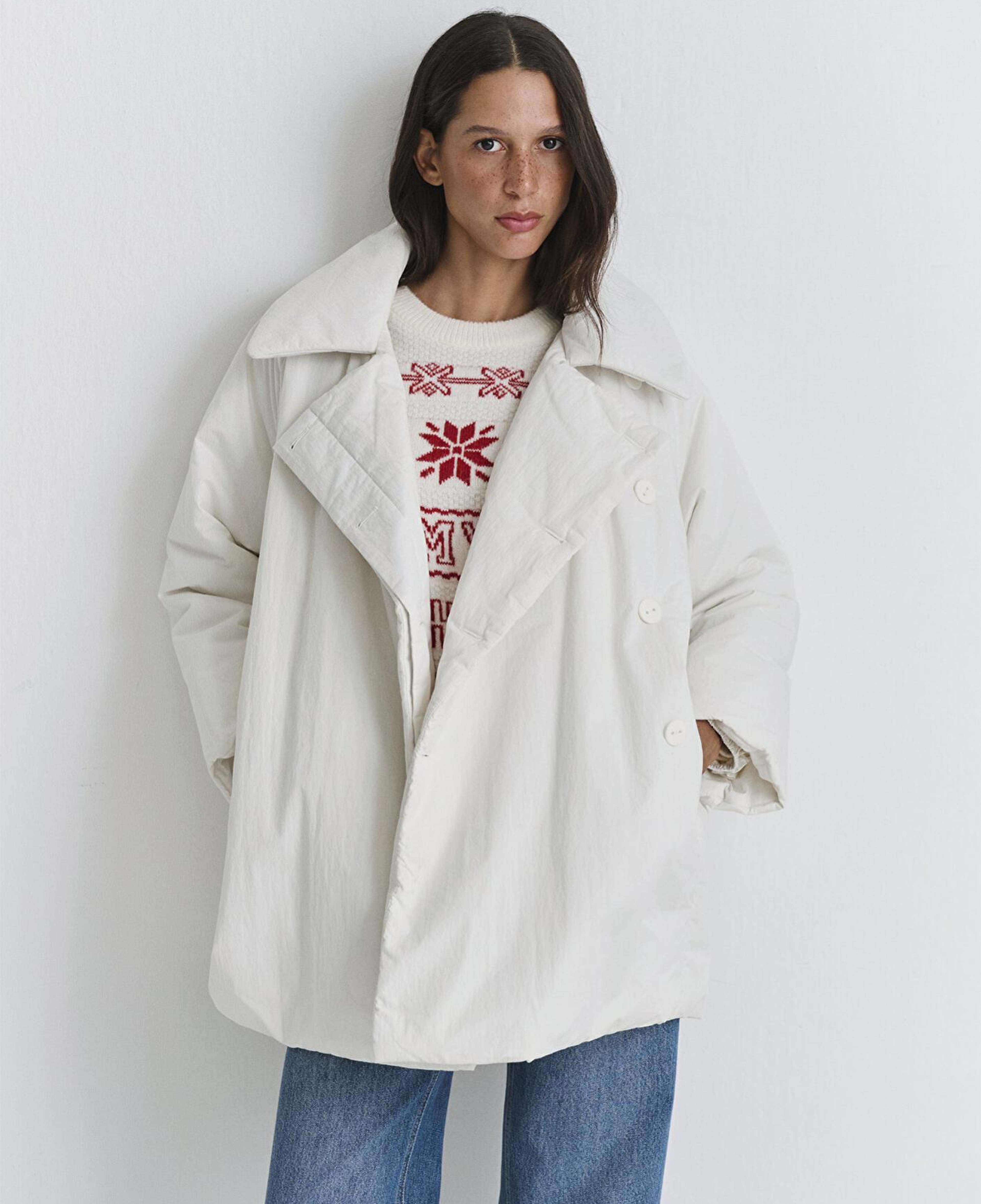 Mavi Yaka Detaylı Ekru Şişme Parka Regular Fit / Normal Kesim 1110535-70052