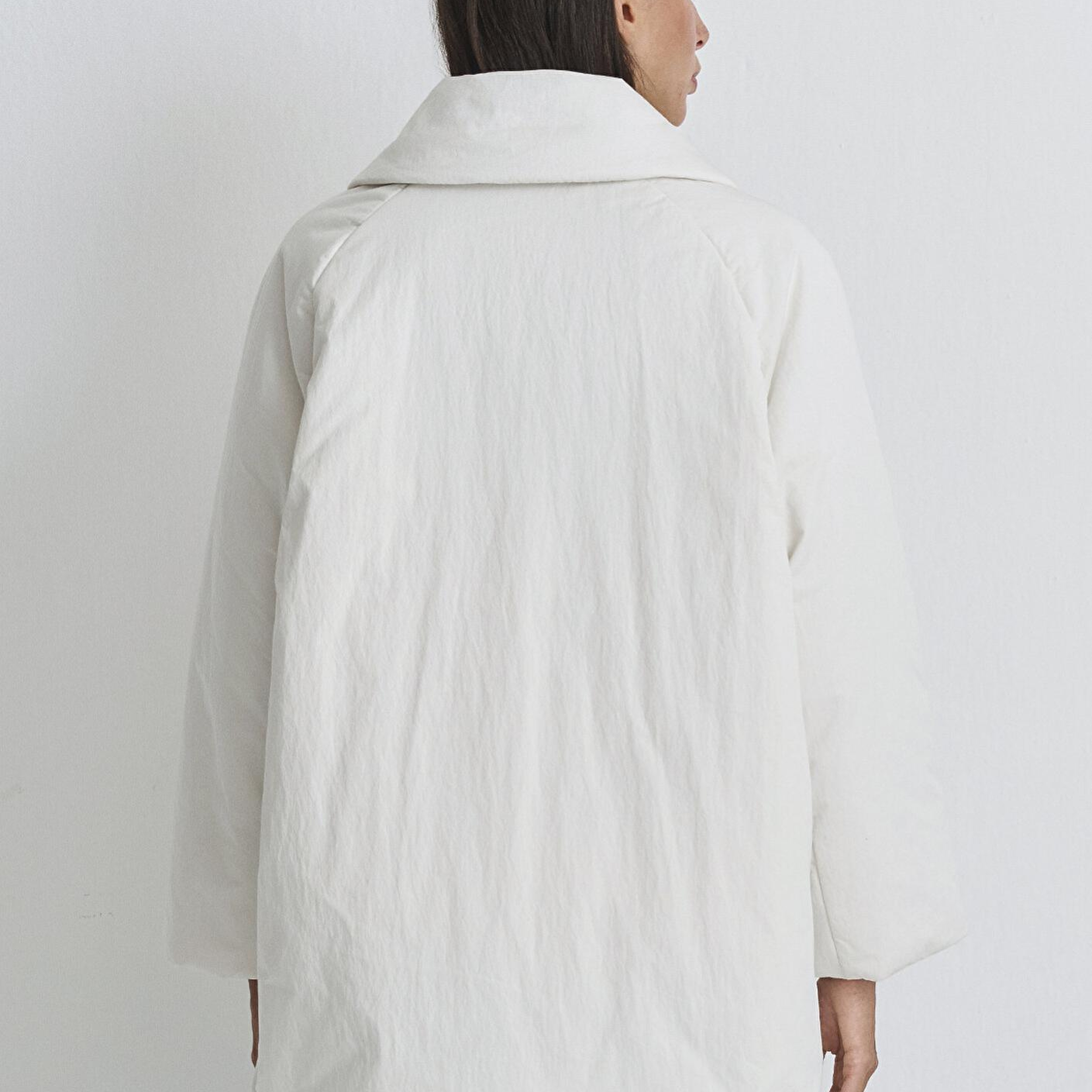 Mavi Yaka Detaylı Ekru Şişme Parka Regular Fit / Normal Kesim 1110535-70052