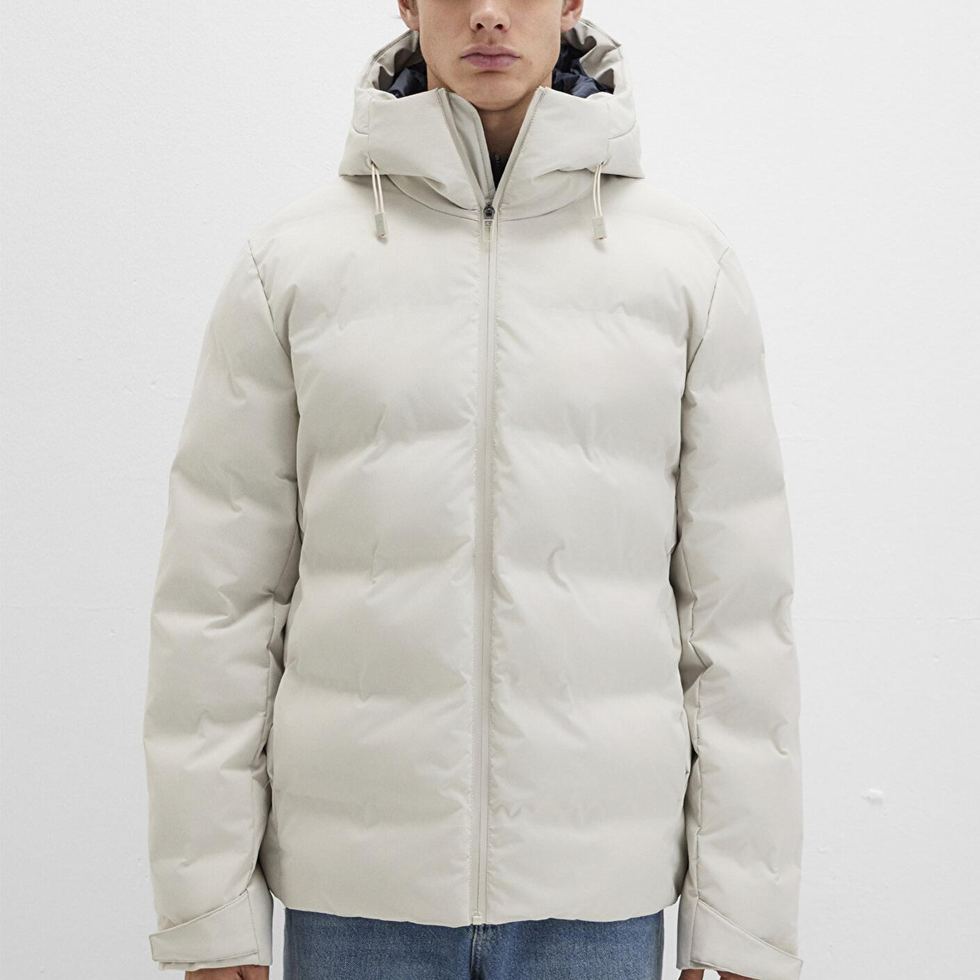 Mavi Su İtici Kapüşonlu Ekru Şişme Mont 0110313-70144