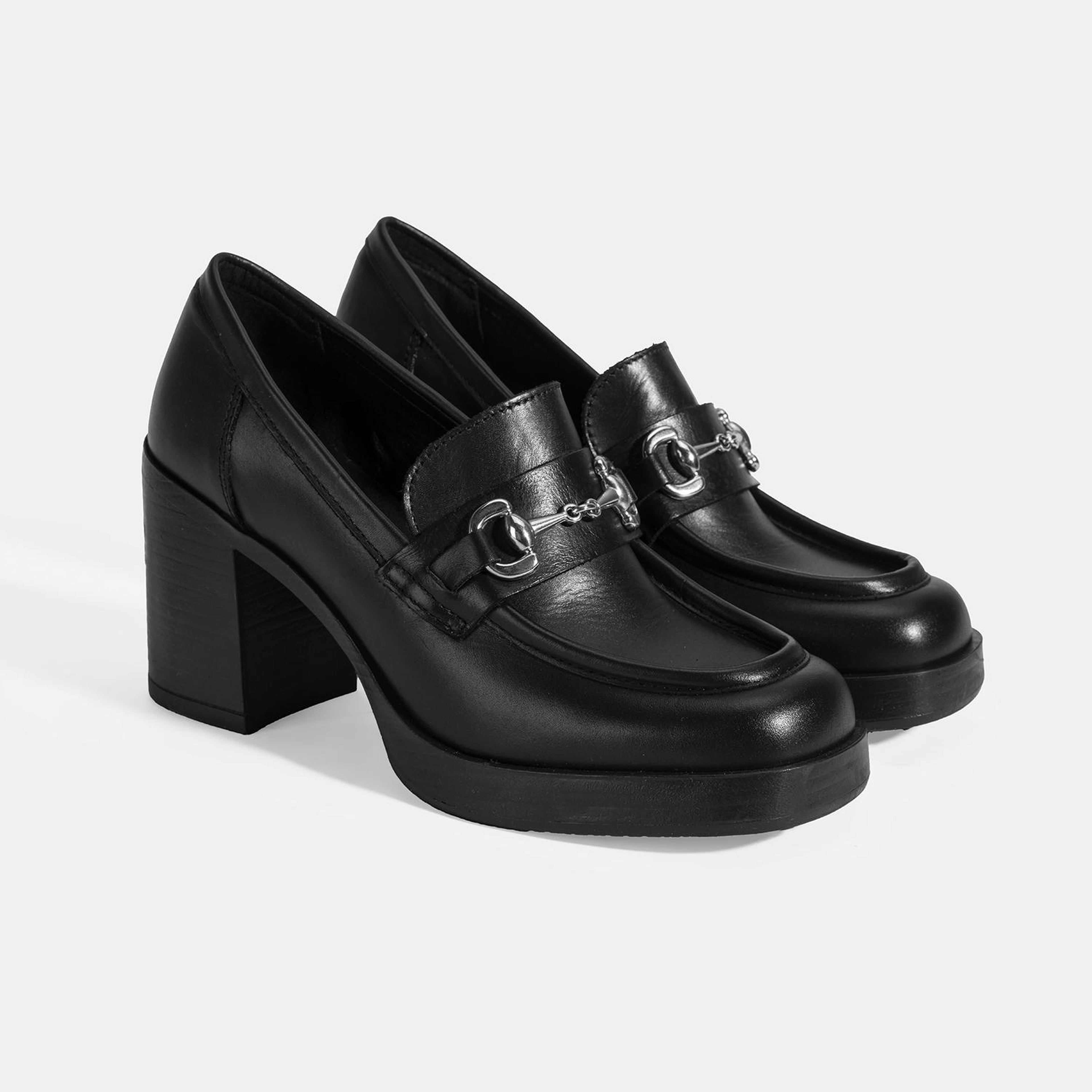 Kadın Siyah Metal Toka Detaylı Kalın Topuklu Loafer