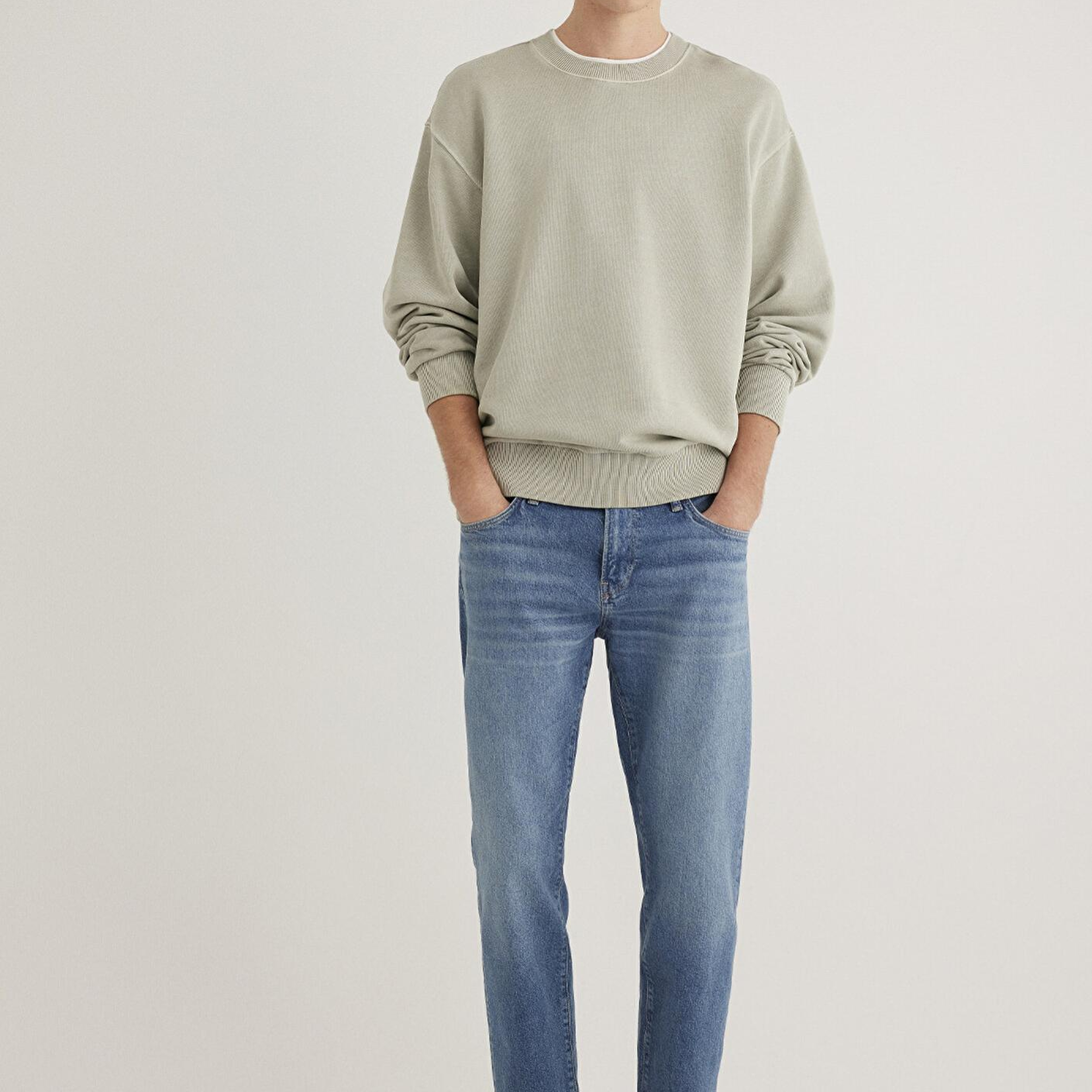 Mavi Milan Classic Denim Koyu Mavi Jean Pantolon 0081088541