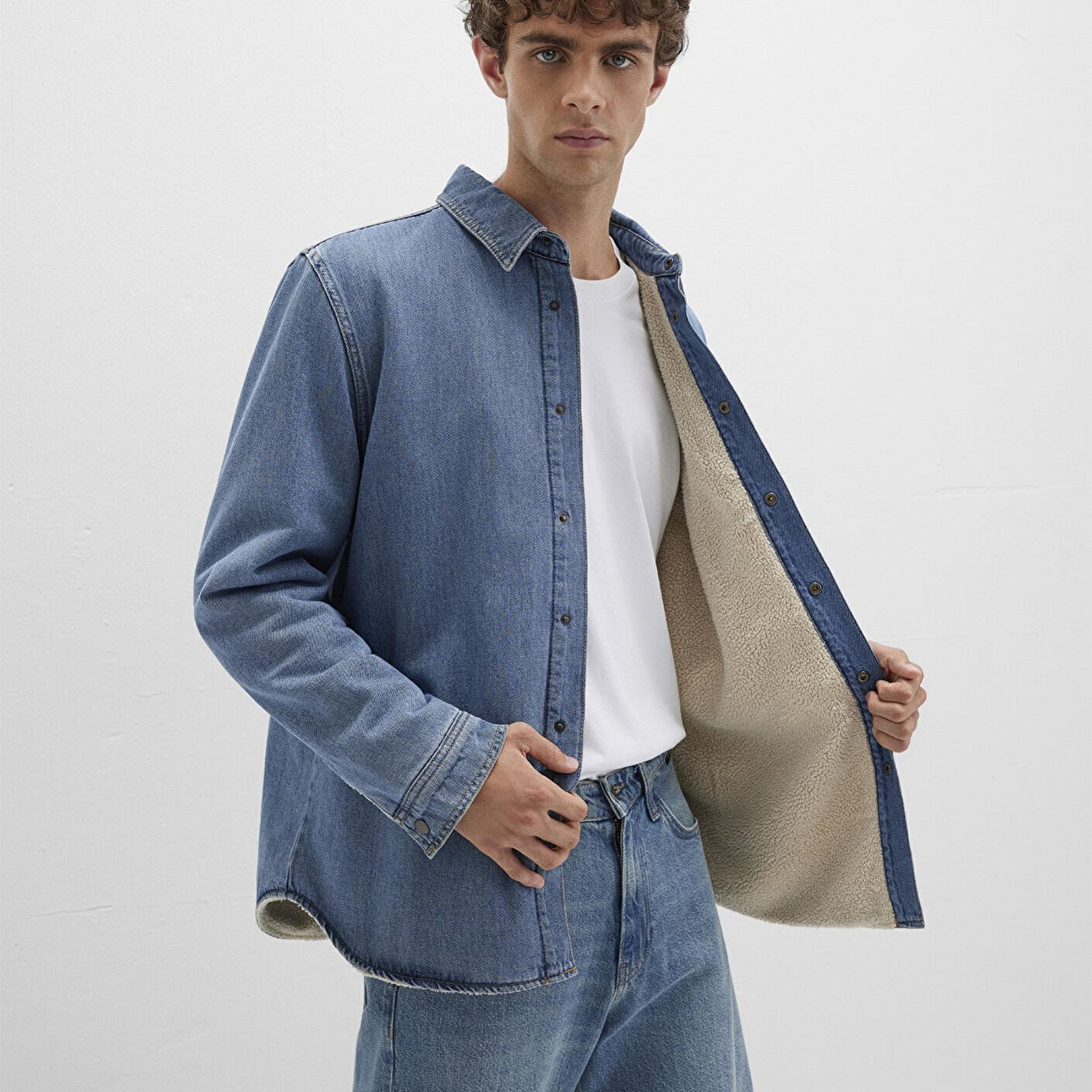 Mavi Jeremy Classic Denim Süni Kürklü Indigo Mavisi Jean Gömlek Oversize / Geniş Kesim 0211186-88559