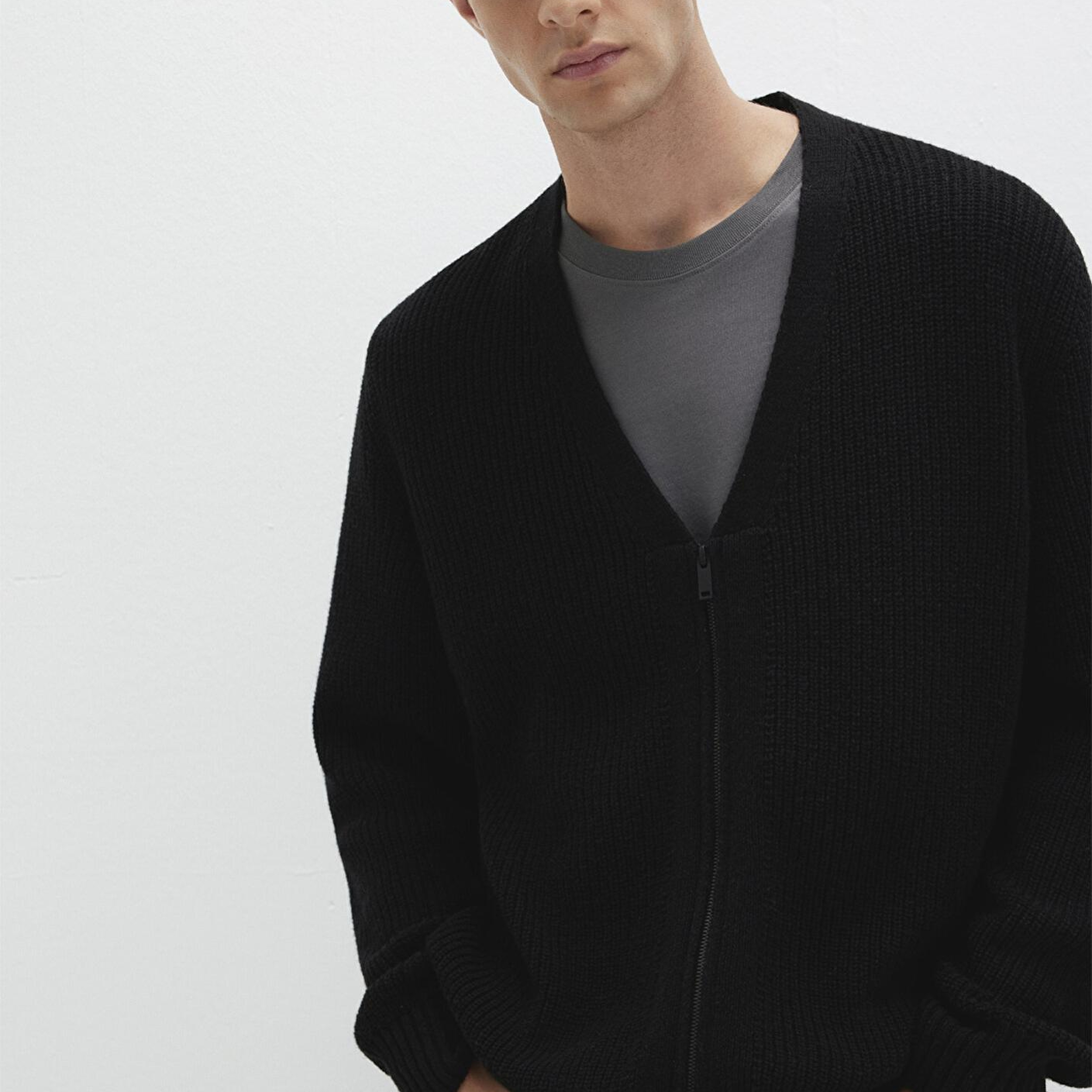 Mavi Yün Karışımlı Fermuarlı Siyah Hırka Regular Fit / Normal Kesim 0710262-900