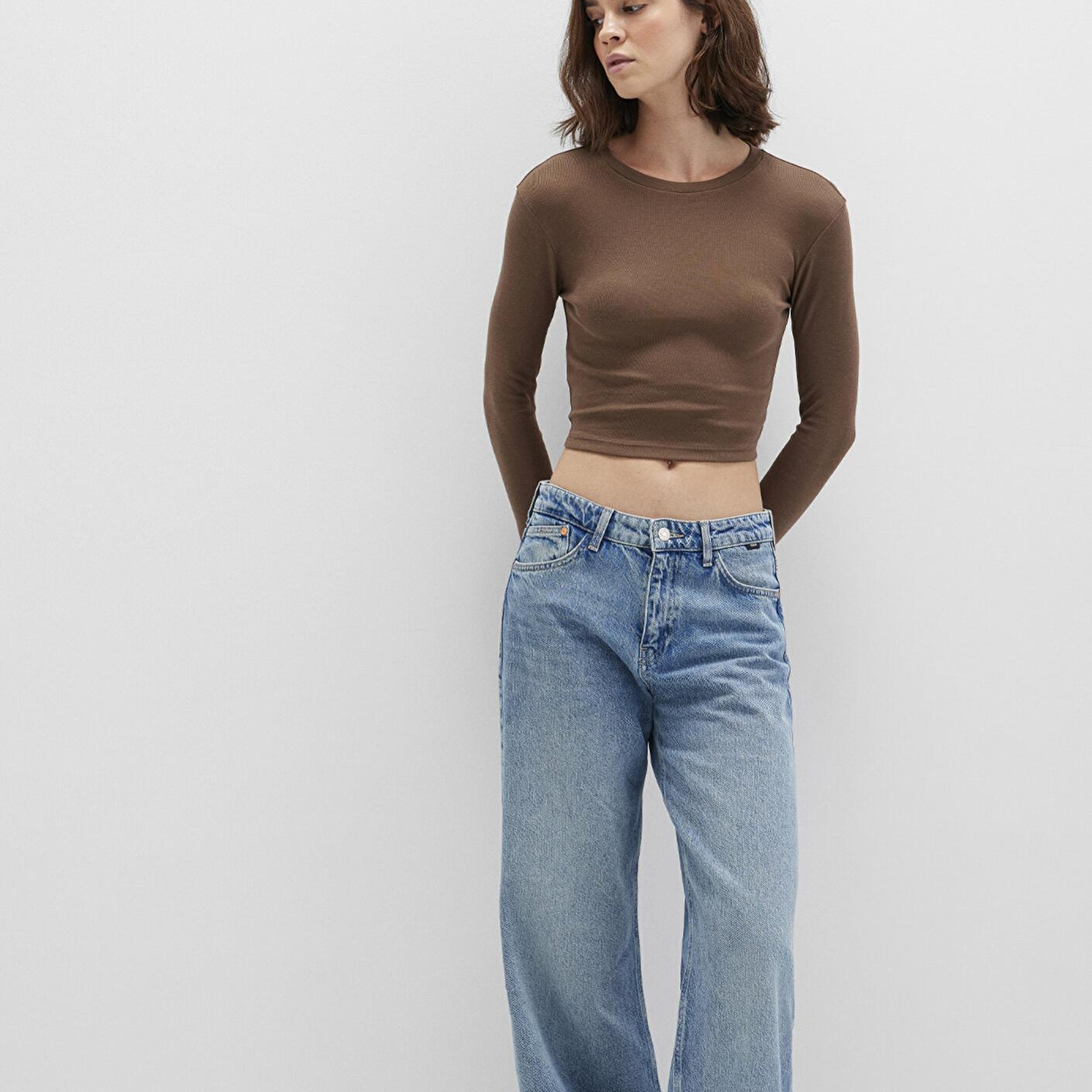 Mavi Uzun Kollu Kahverengi Crop Basic Tişört Crop / Kısa Kesim 1612822-81959