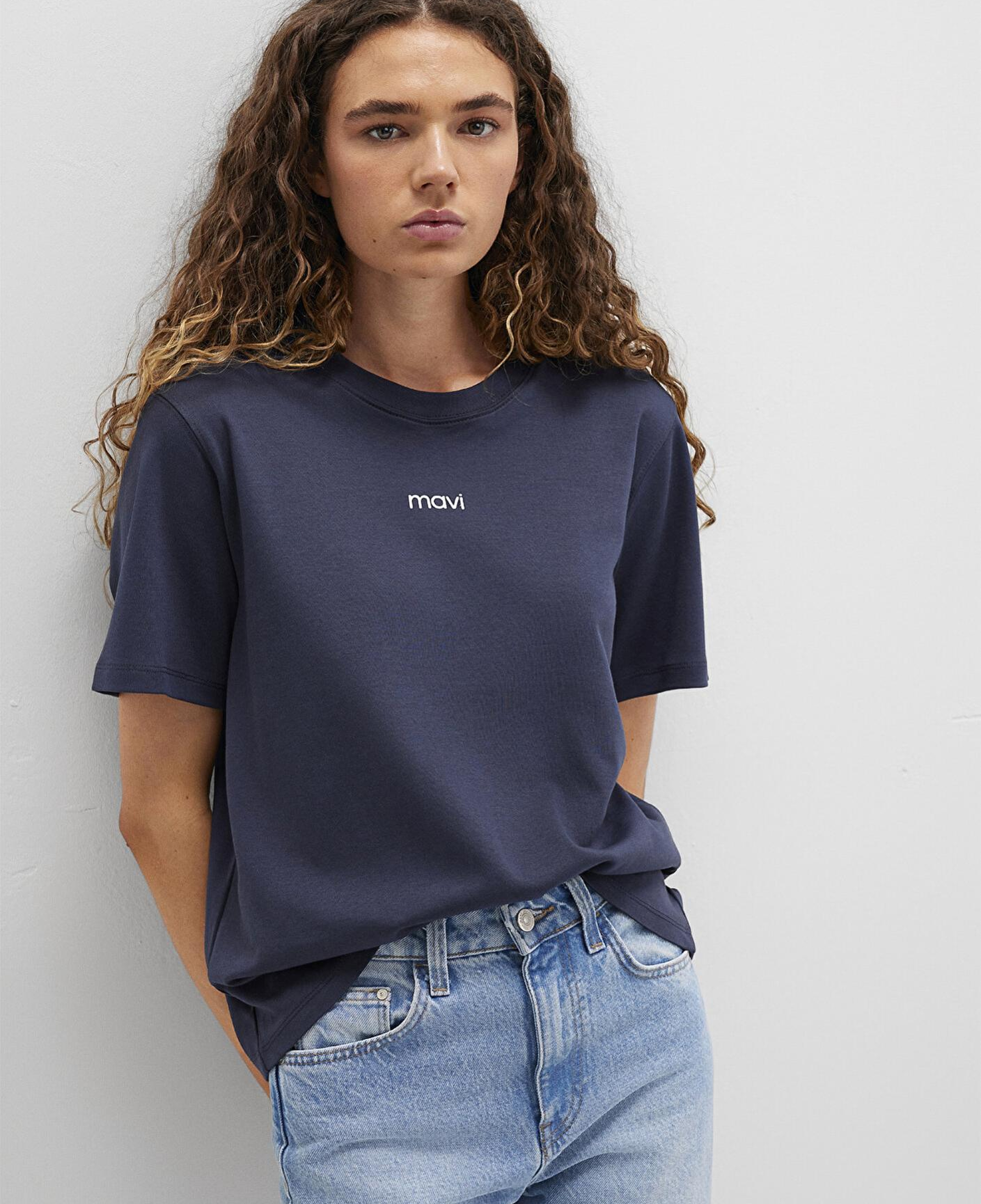 Mavi Mavi Logo Baskılı İnterlok Lacivert Tişört Regular Fit / Normal Kesim 1612829-85315