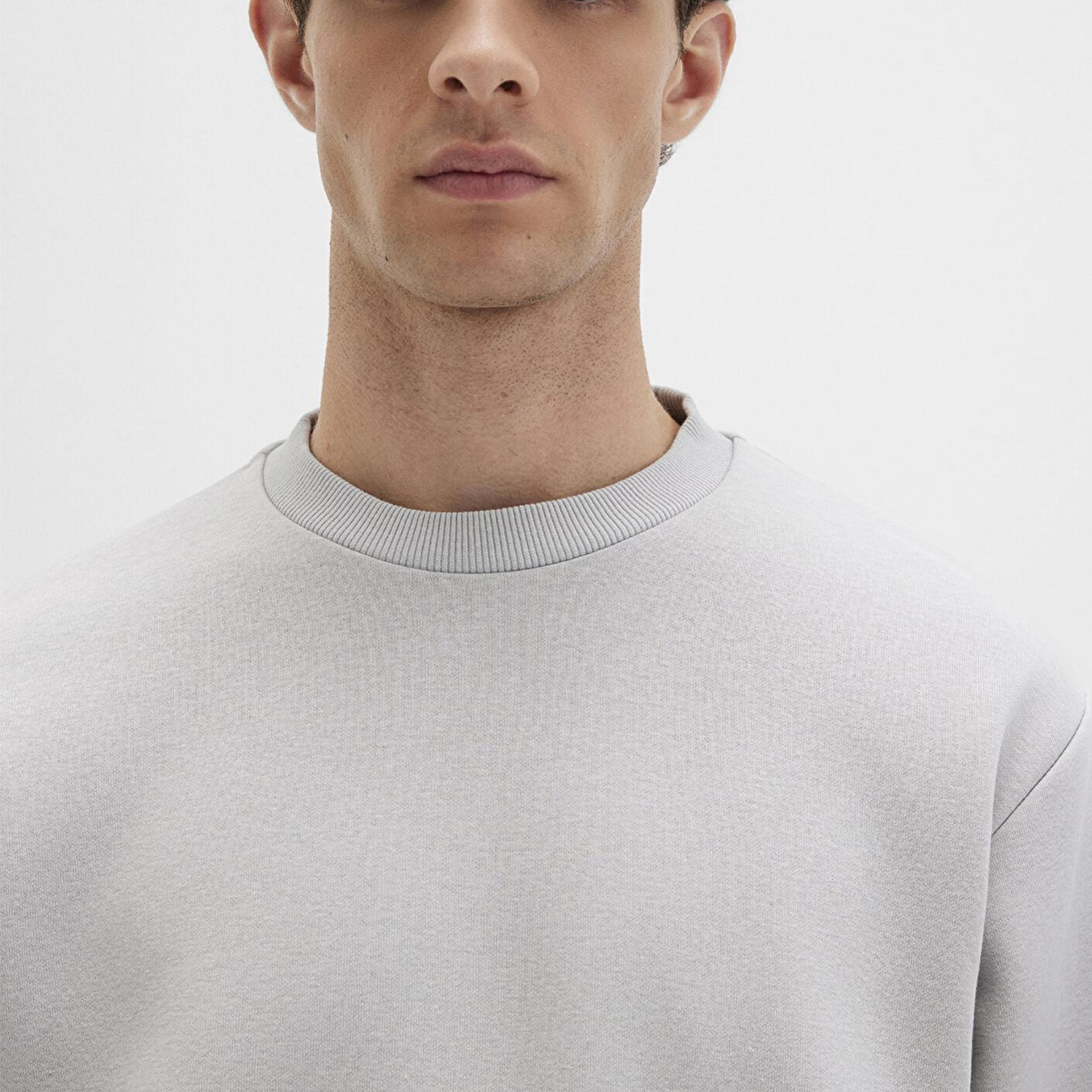 Mavi Bisiklet Yaka Gri Basic Sweatshirt 0S10276-81582