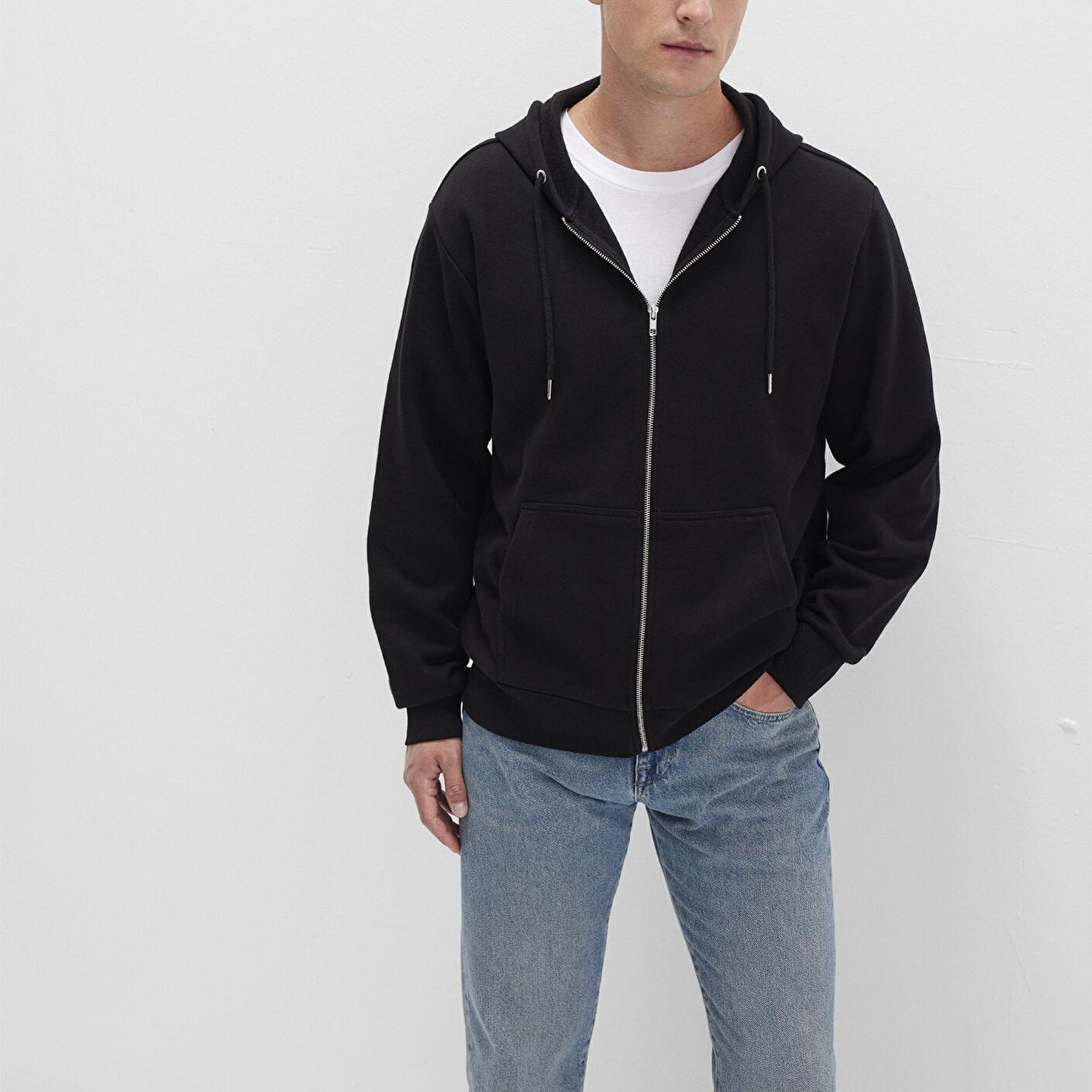 Mavi Kapüşonlu Fermuarlı Siyah Basic Sweatshirt 0S10277-900