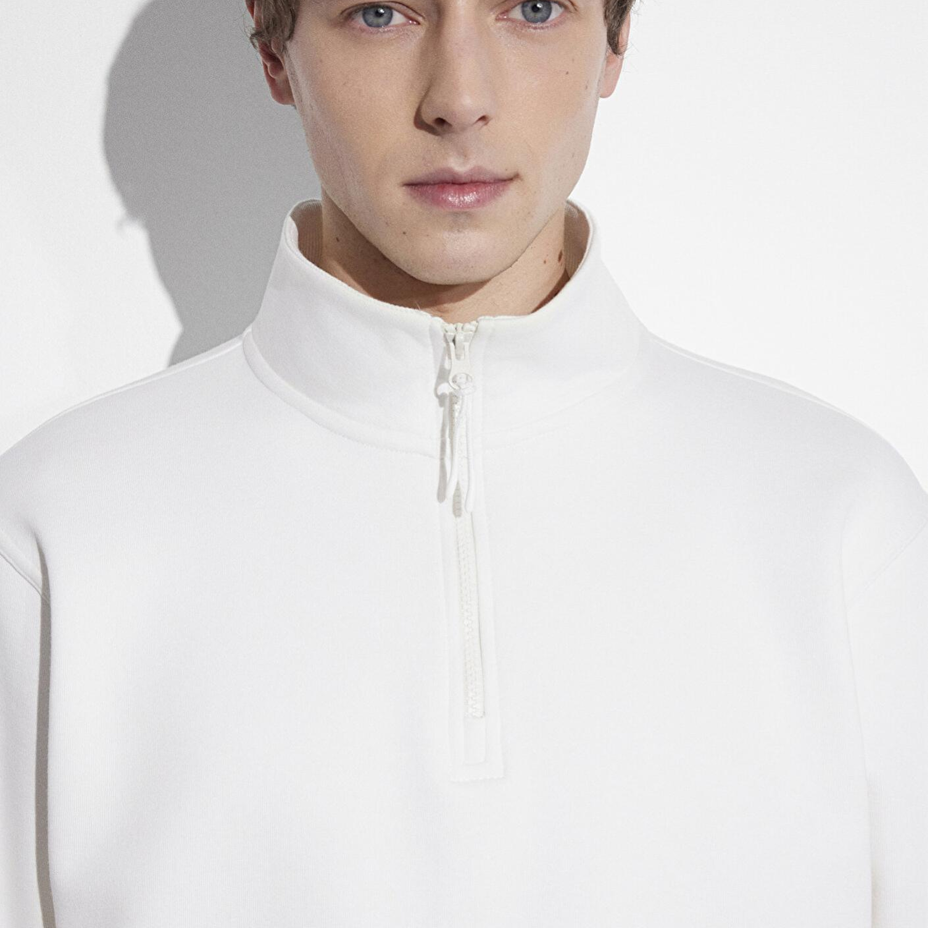 Mavi Yarı Fermuarlı Beyaz Basic Sweatshirt 0S10278-70057