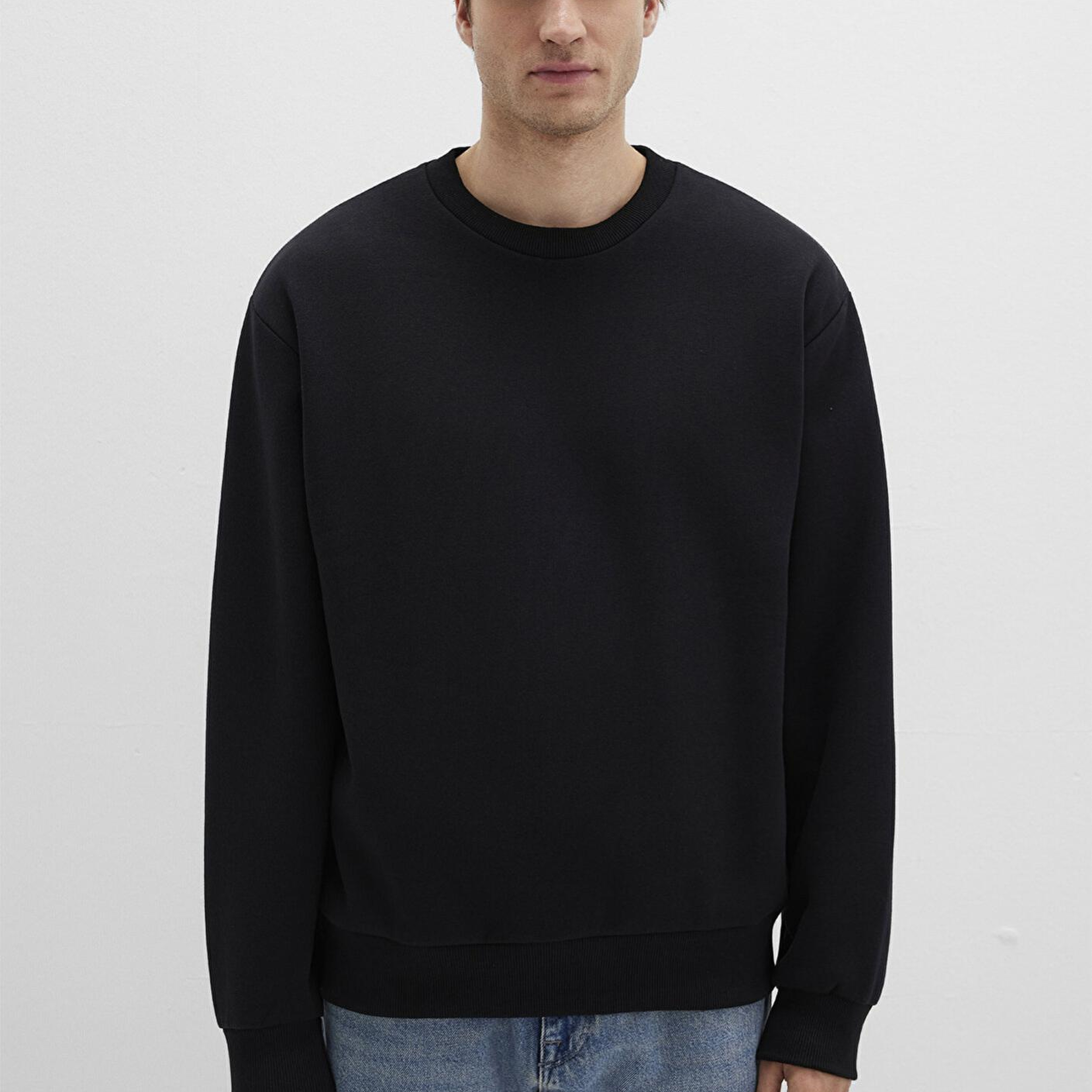 Mavi Bisiklet Yaka Siyah Basic Sweatshirt 0S10276-900