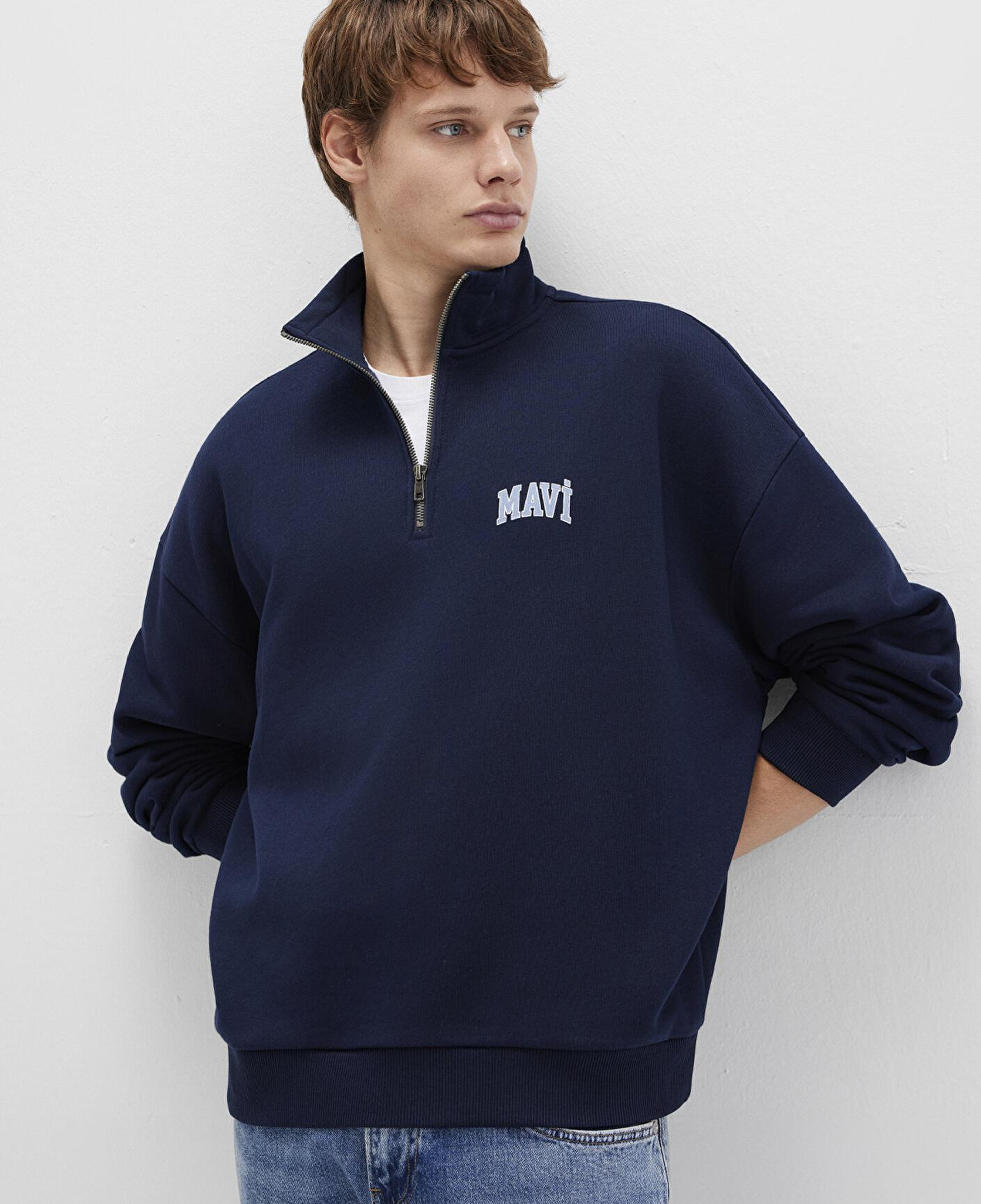 Mavi Mavi Logo Baskılı Yarı Fermuarlı Lacivert Sweatshirt 0S10208-70497