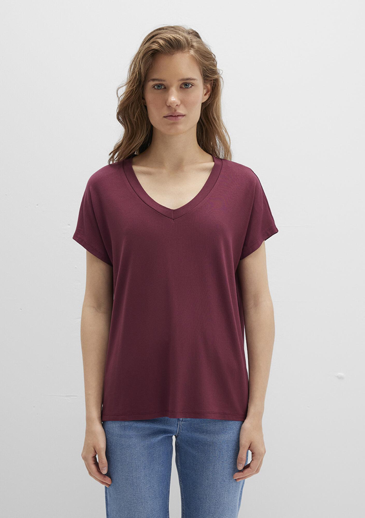 Mavi V Yaka Bordo Basic Viskoz Tişört Regular Fit / Normal Kesim 167714-70393