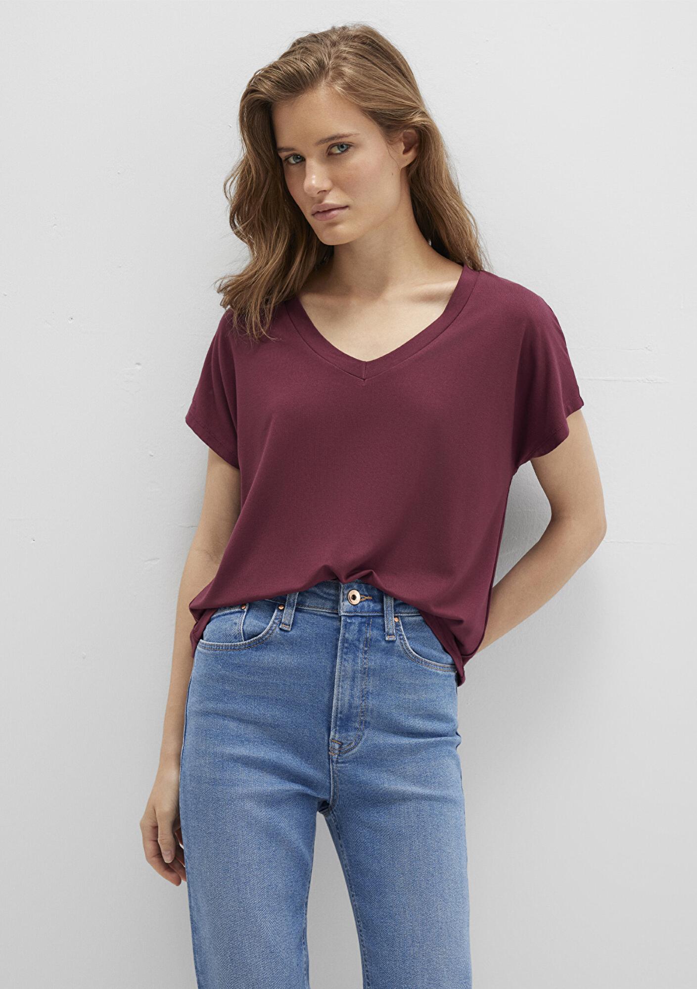 Mavi V Yaka Bordo Basic Viskoz Tişört Regular Fit / Normal Kesim 167714-70393