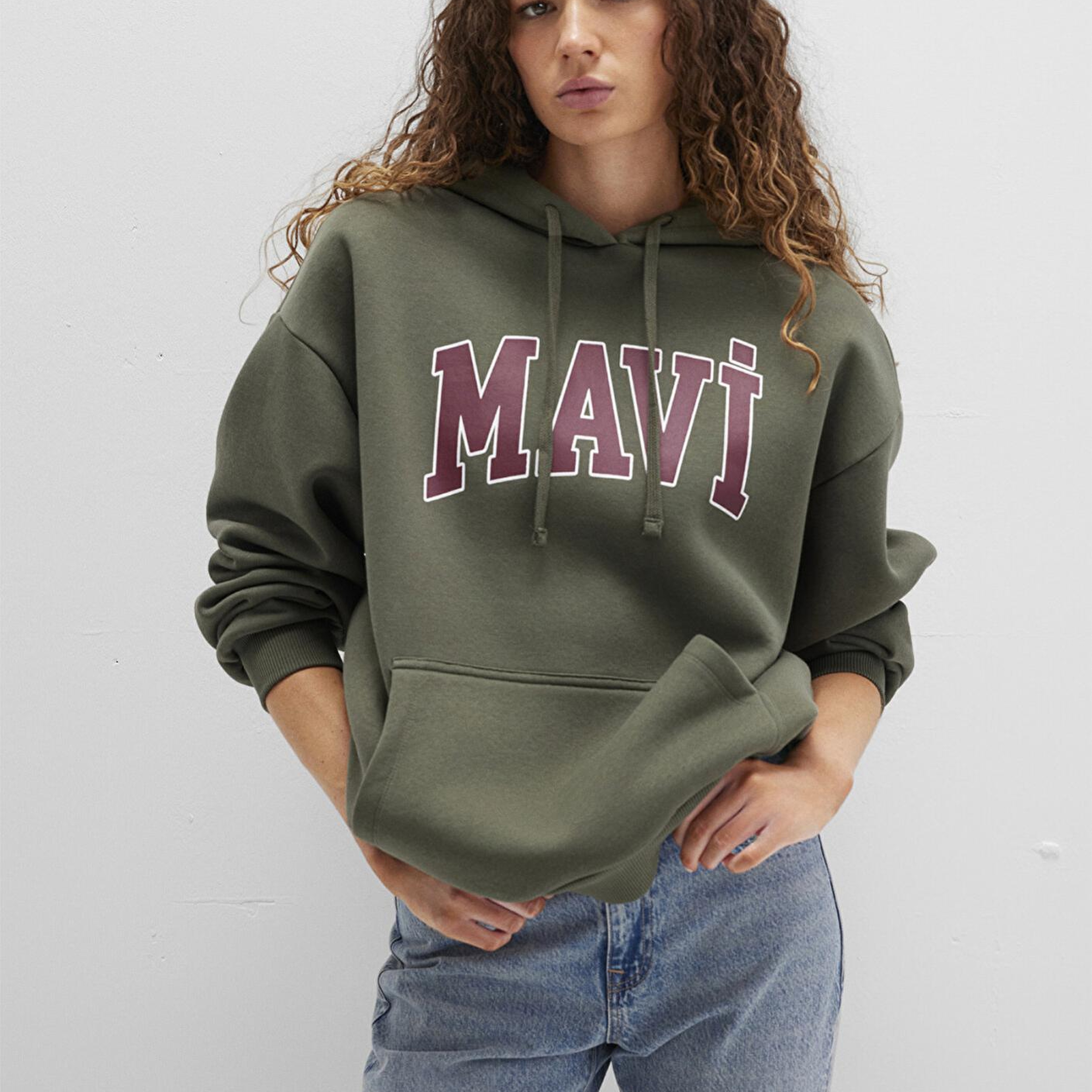 Mavi Mavi Logo Baskılı Kapüşonlu Haki Sweatshirt 1600361-71581