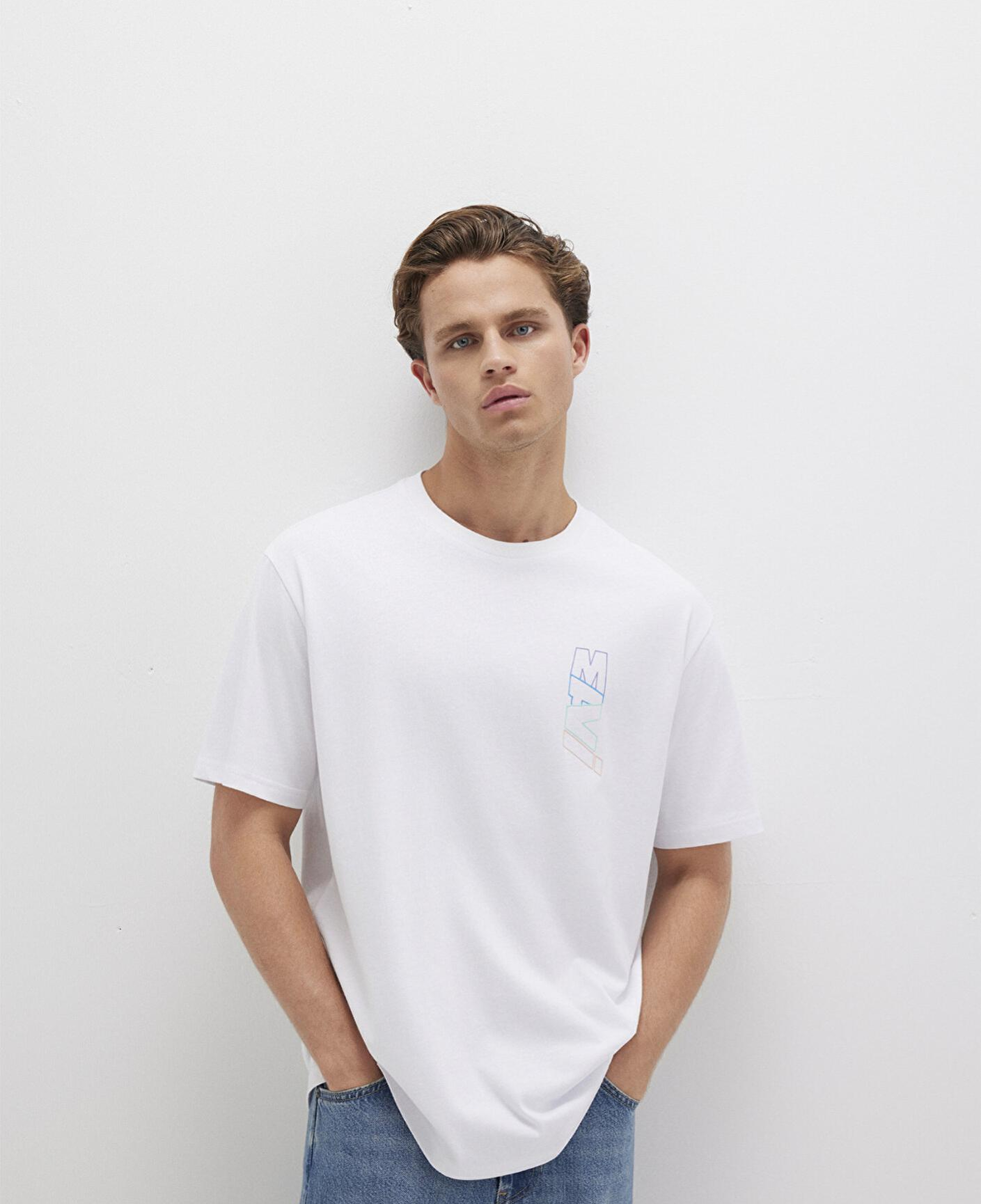 Mavi Mavi Logo Sırt Baskılı Beyaz Tişört Loose Fit / Bol Rahat Kesim 0612350-620