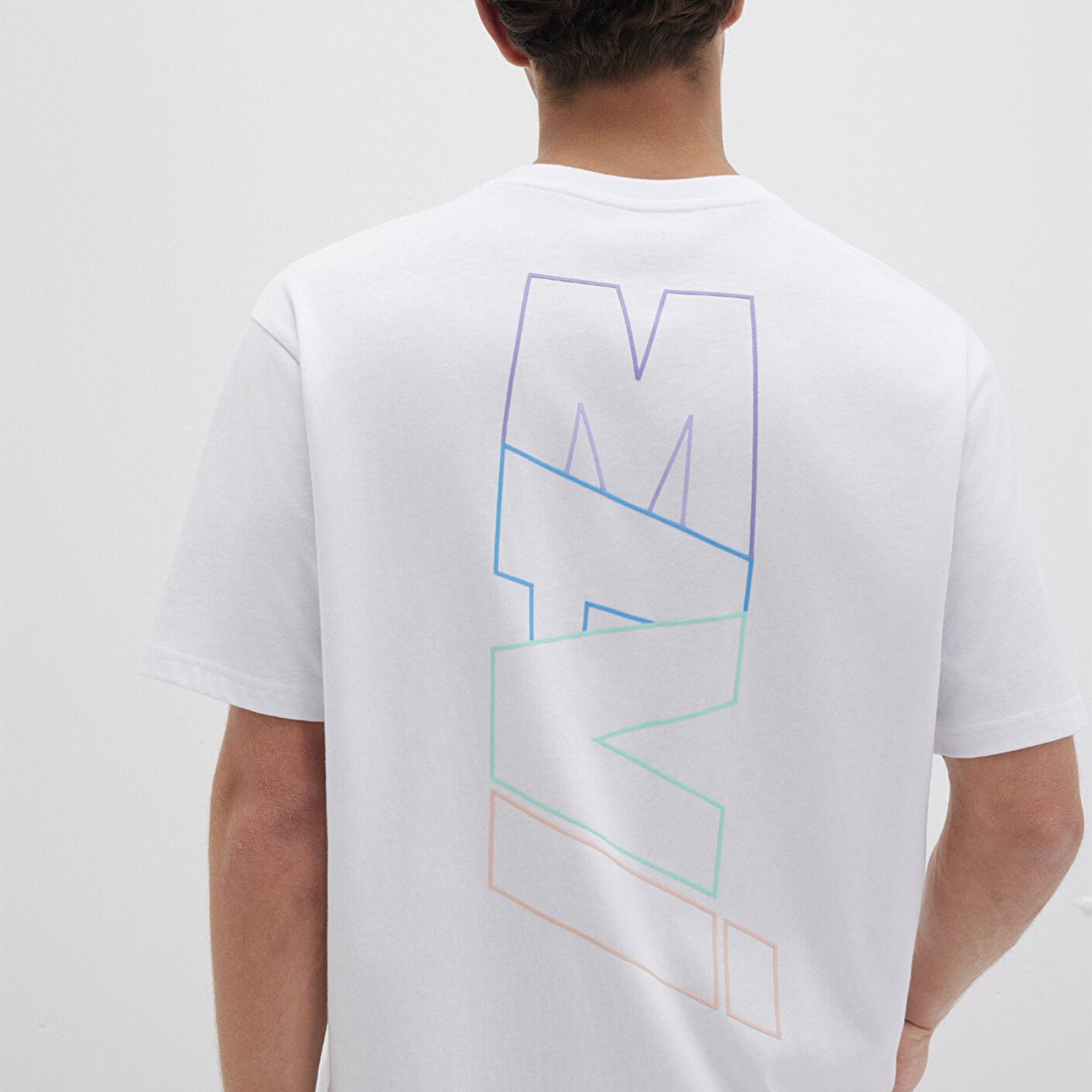 Mavi Mavi Logo Sırt Baskılı Beyaz Tişört Loose Fit / Bol Rahat Kesim 0612350-620