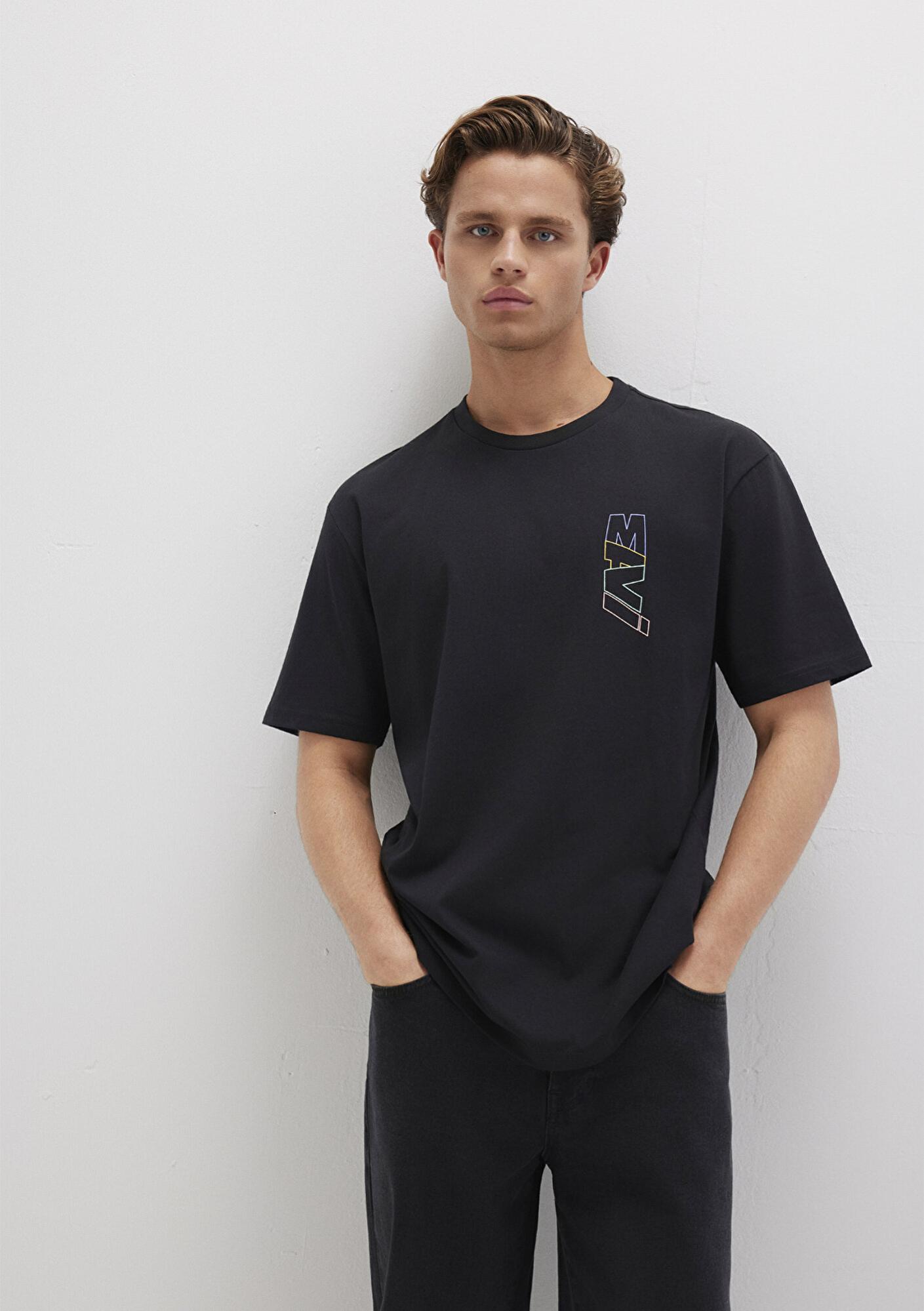 Mavi Mavi Logo Sırt Baskılı Siyah Tişört Loose Fit / Bol Rahat Kesim 0612350-900