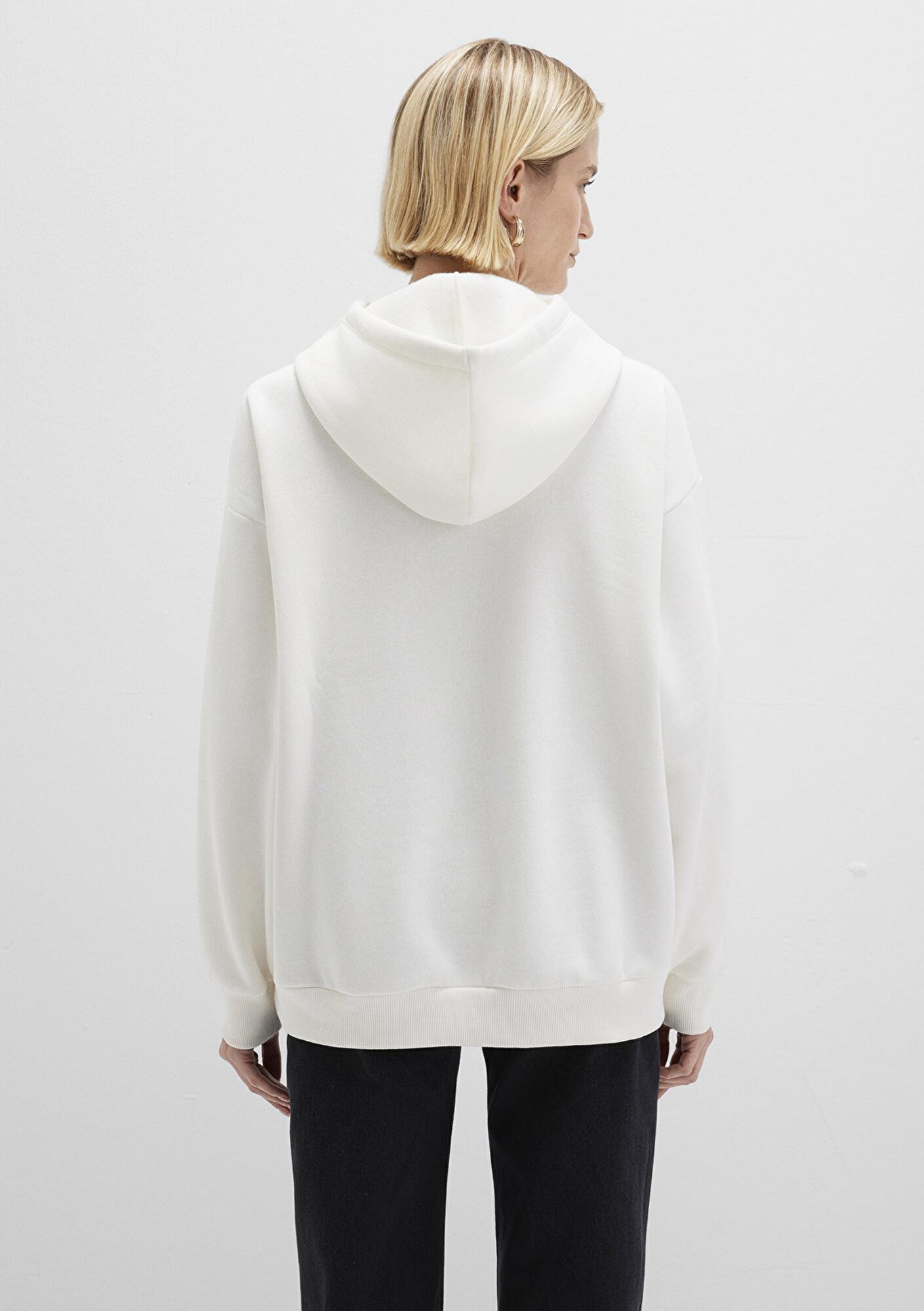 Mavi Mavi Logo Patchli Beyaz Sweatshirt 1S10175-80194