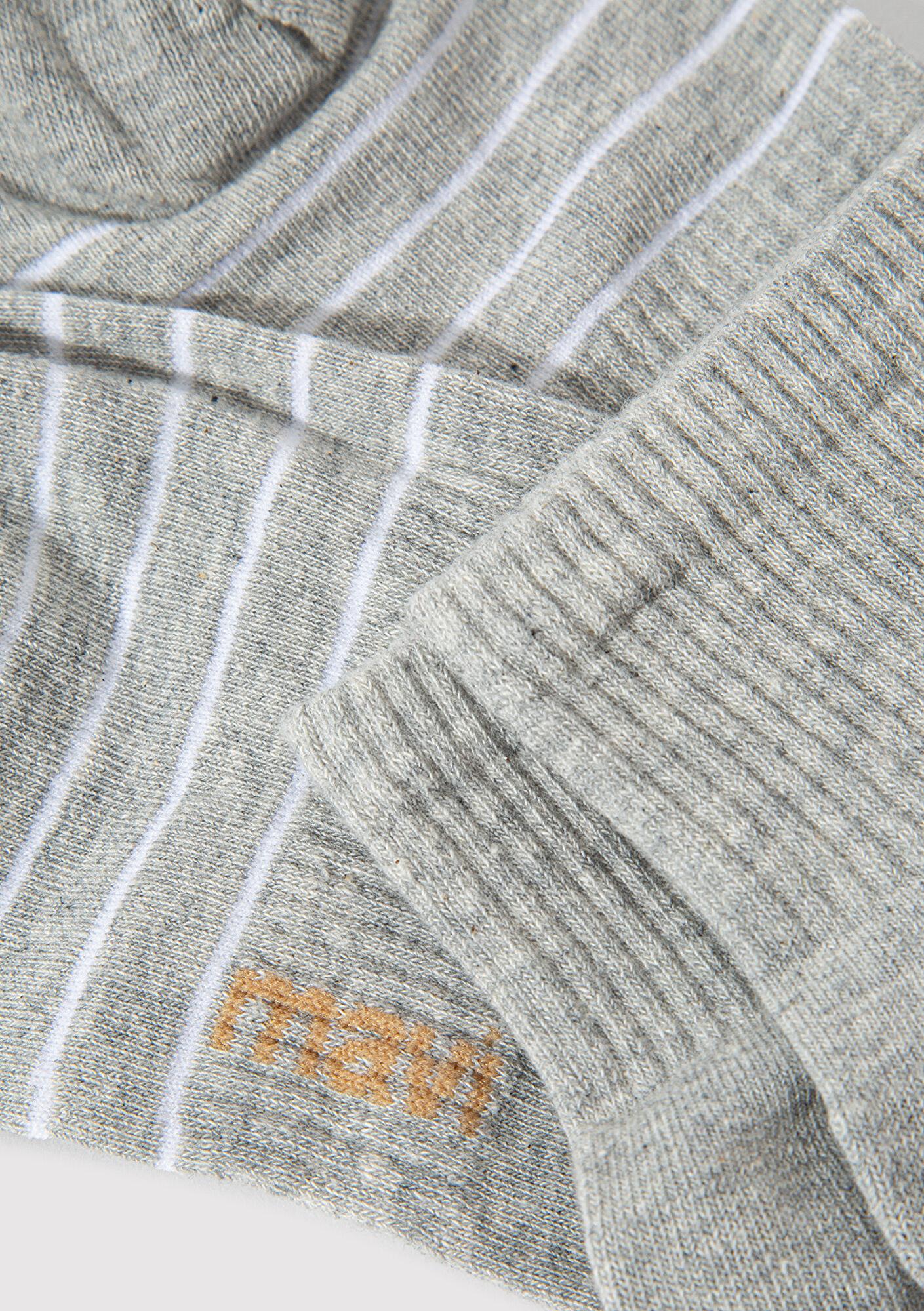 Mavi Çizgi Detaylı Gri Soket Çorap 0911595-82816