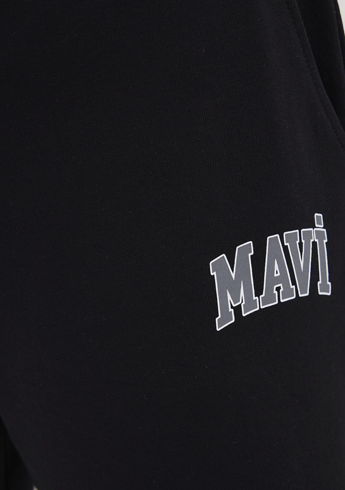 Mavi Mavi Logo Baskılı Siyah Şort 0410224-900