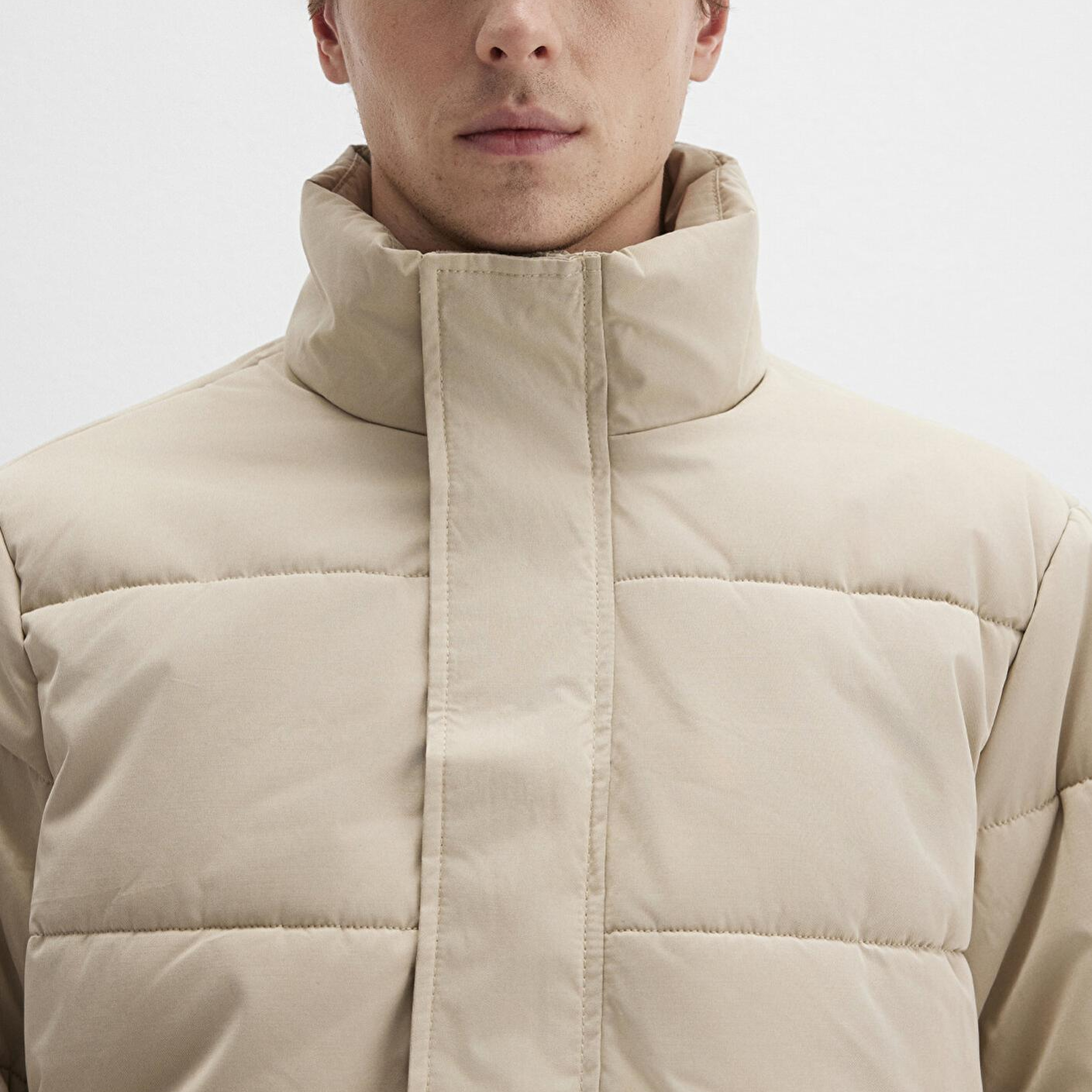 Mavi Dik Yaka Bej Şişme Mont 0110470-86559