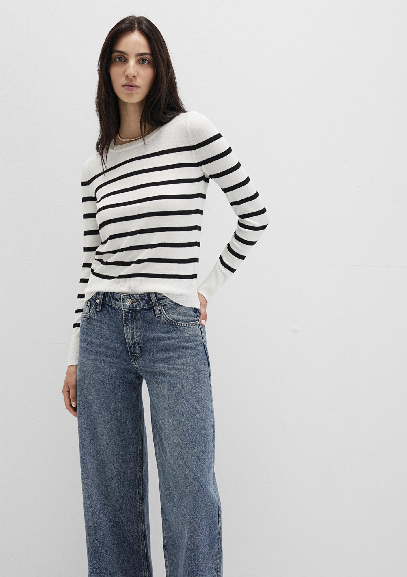 Mavi Bisiklet Yaka Çizgili Siyah Kazak Slim Fit / Dar Kesim 1710545-85407