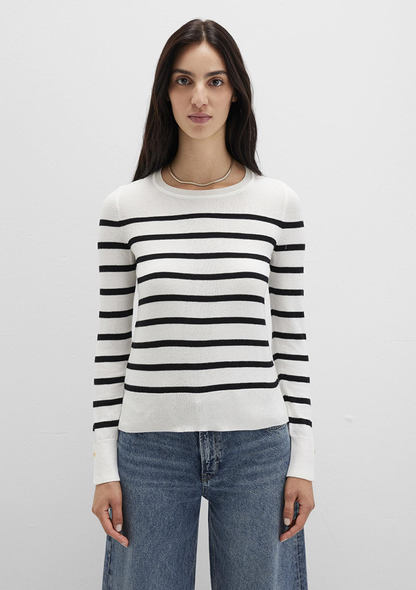 Mavi Bisiklet Yaka Çizgili Siyah Kazak Slim Fit / Dar Kesim 1710545-85407