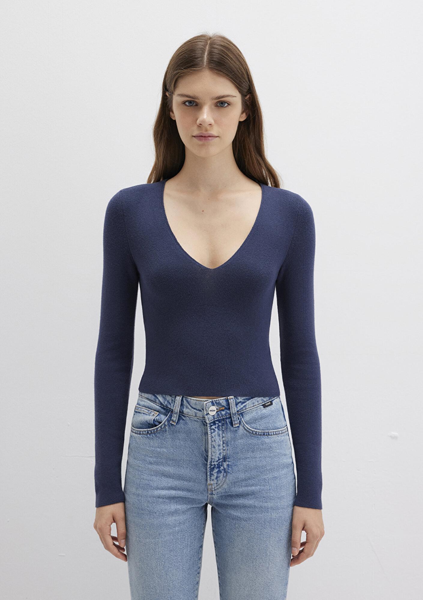 Mavi V Yaka Lacivert Kazak Crop / Kısa Kesim 1710122-70487