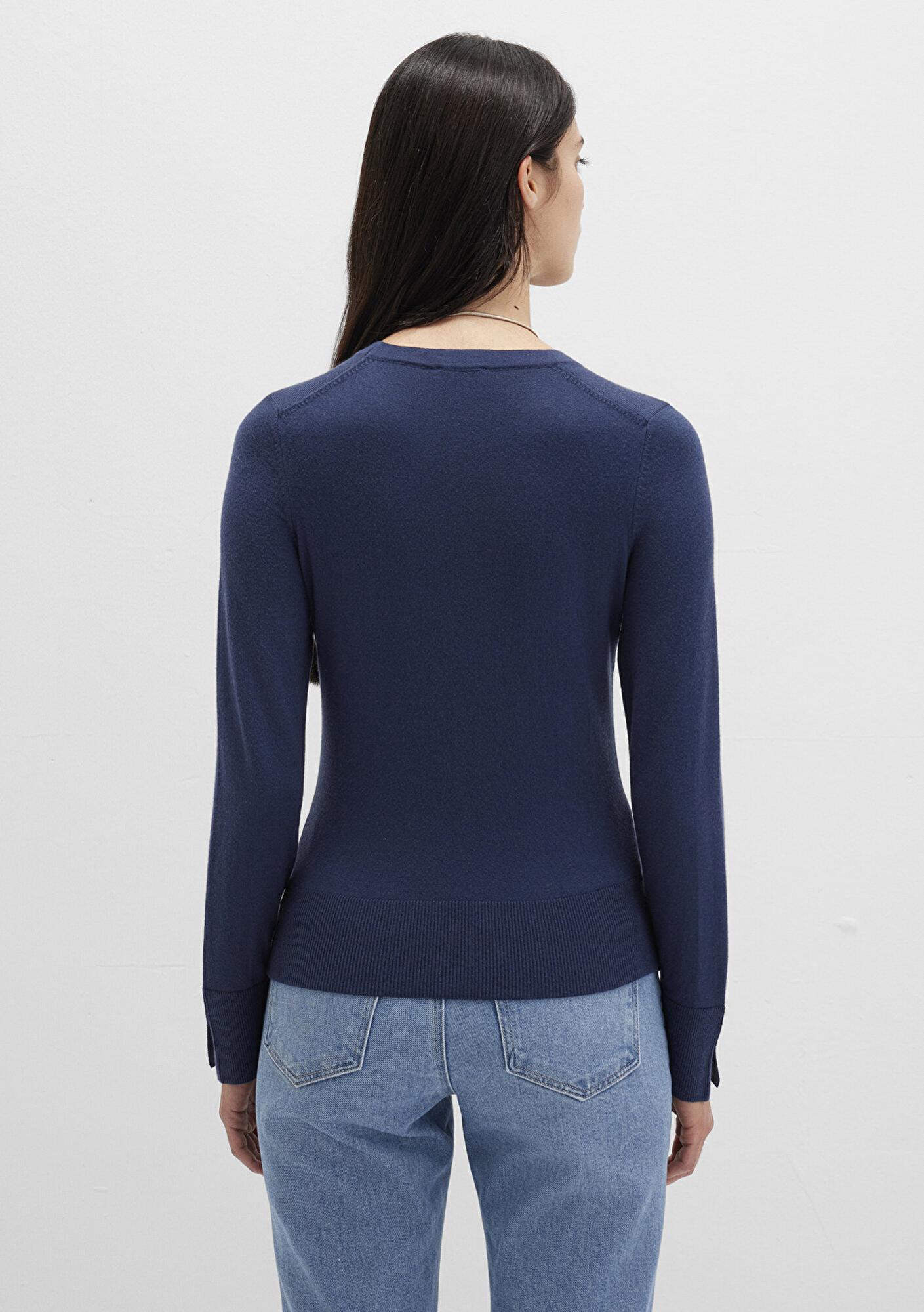 Mavi Bisiklet Yaka Lacivert Kazak Slim Fit / Dar Kesim 1710510-82454