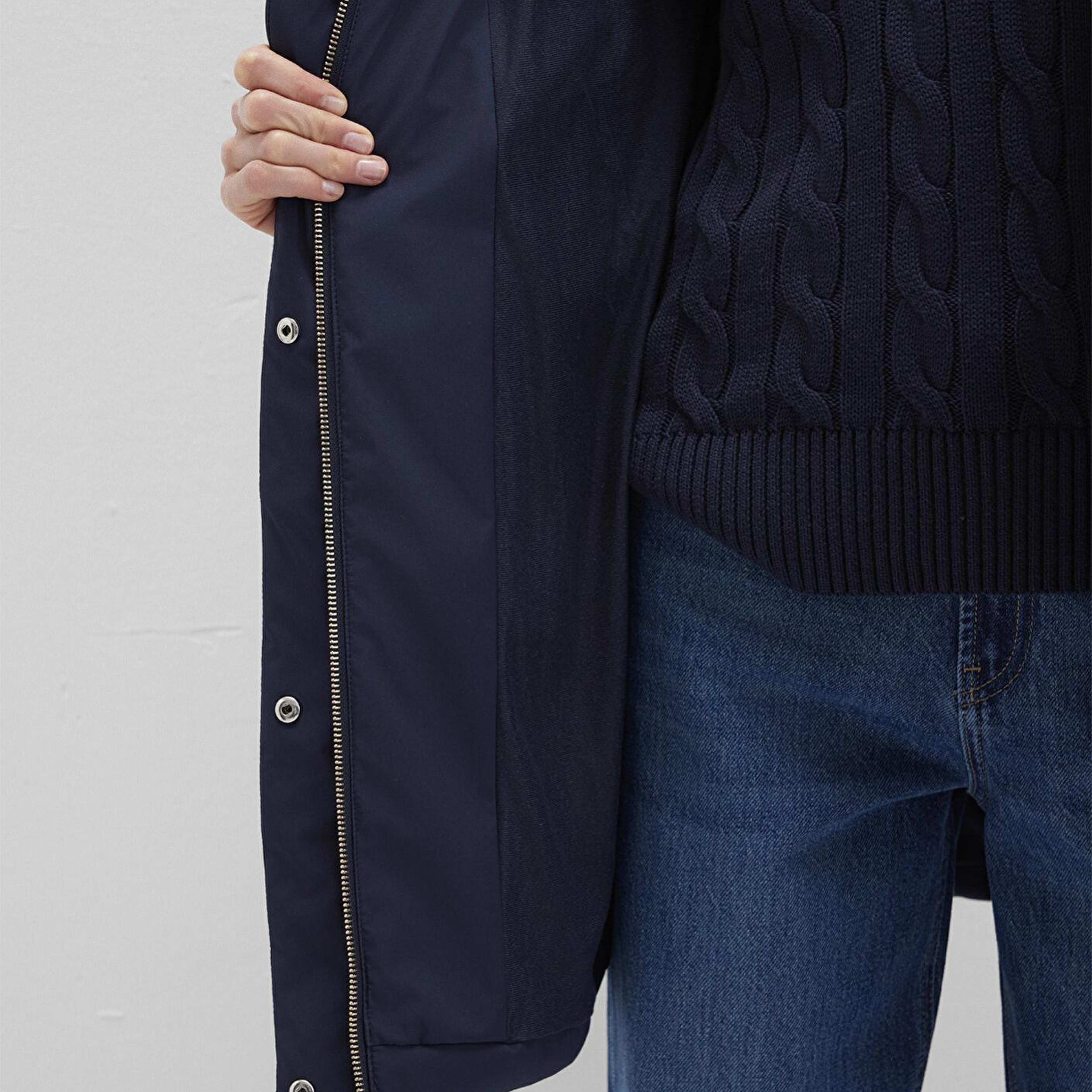 Mavi Su İtici Kapüşonlu Lacivert Şişme Mont 1110439-83699