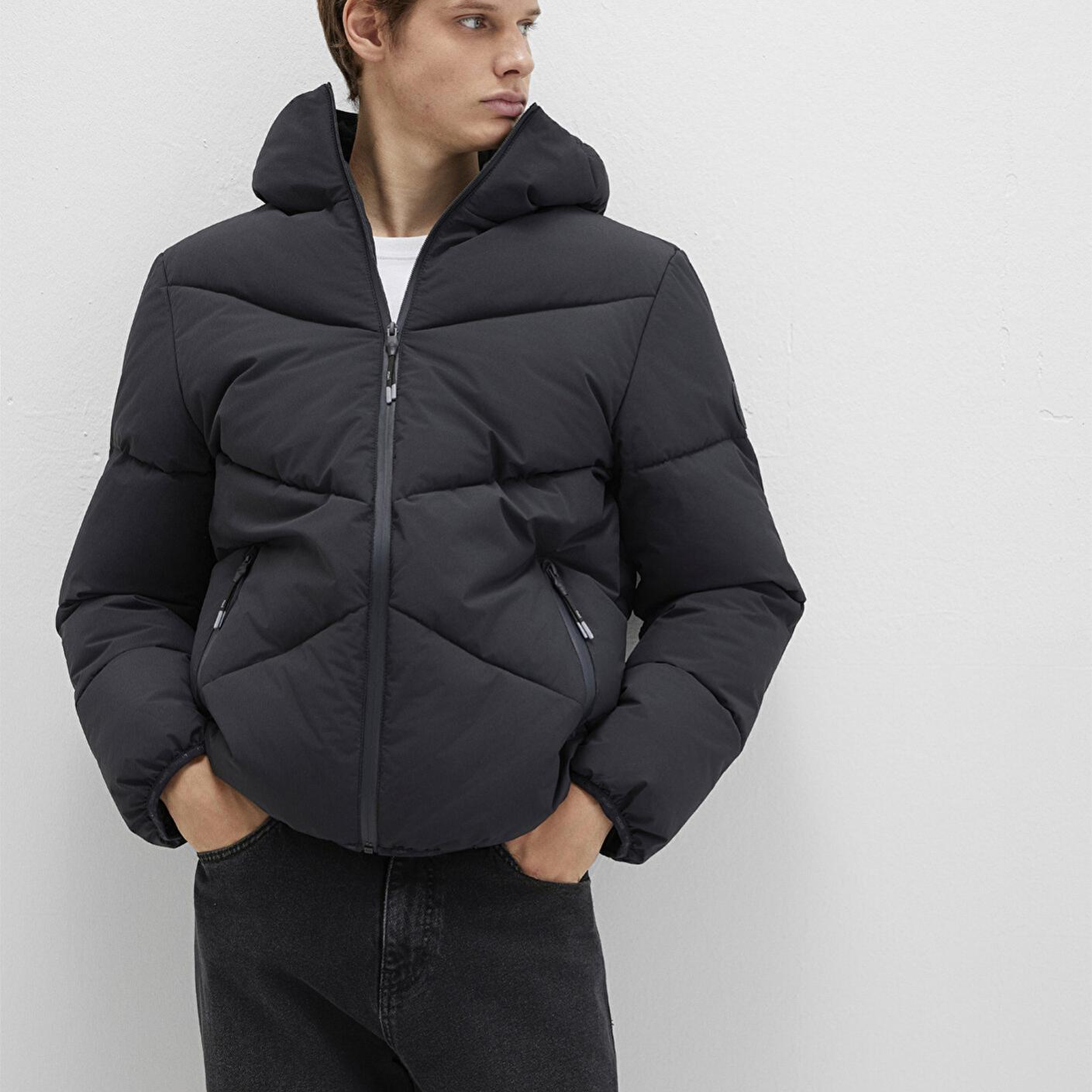 Mavi Kapüşonlu Siyah Şişme Mont 0110360-900