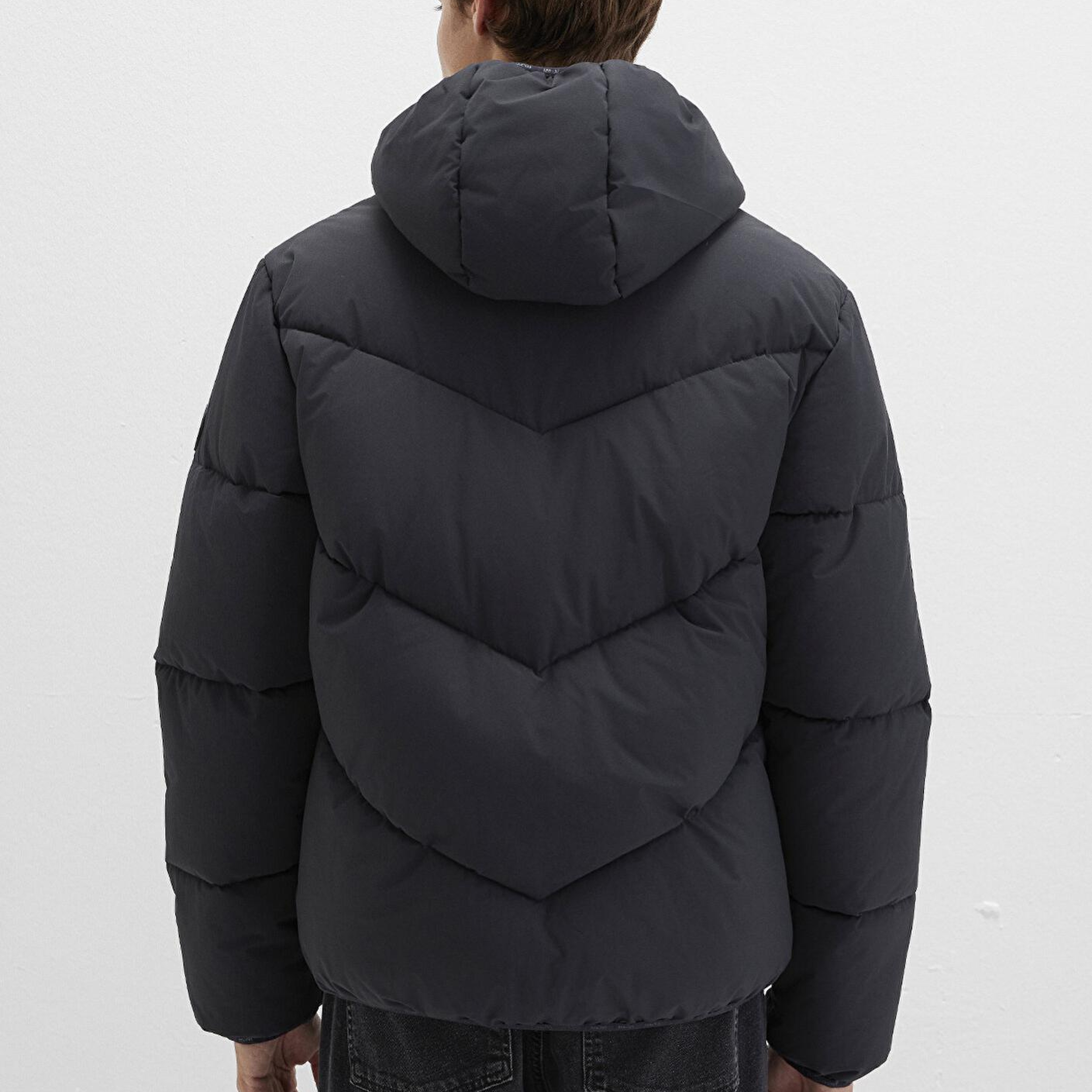 Mavi Kapüşonlu Siyah Şişme Mont 0110360-900